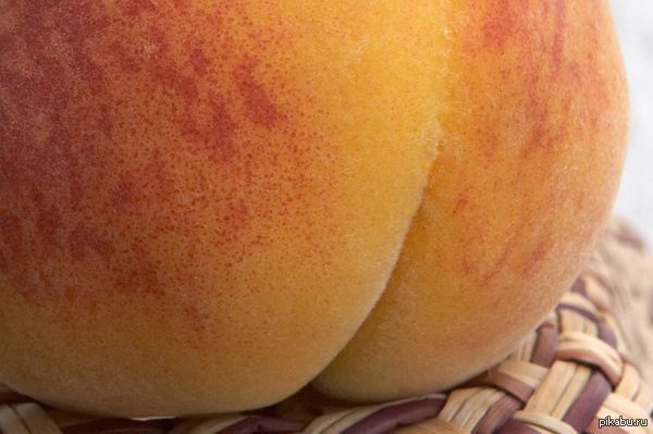 Sexy women prinse peach naked