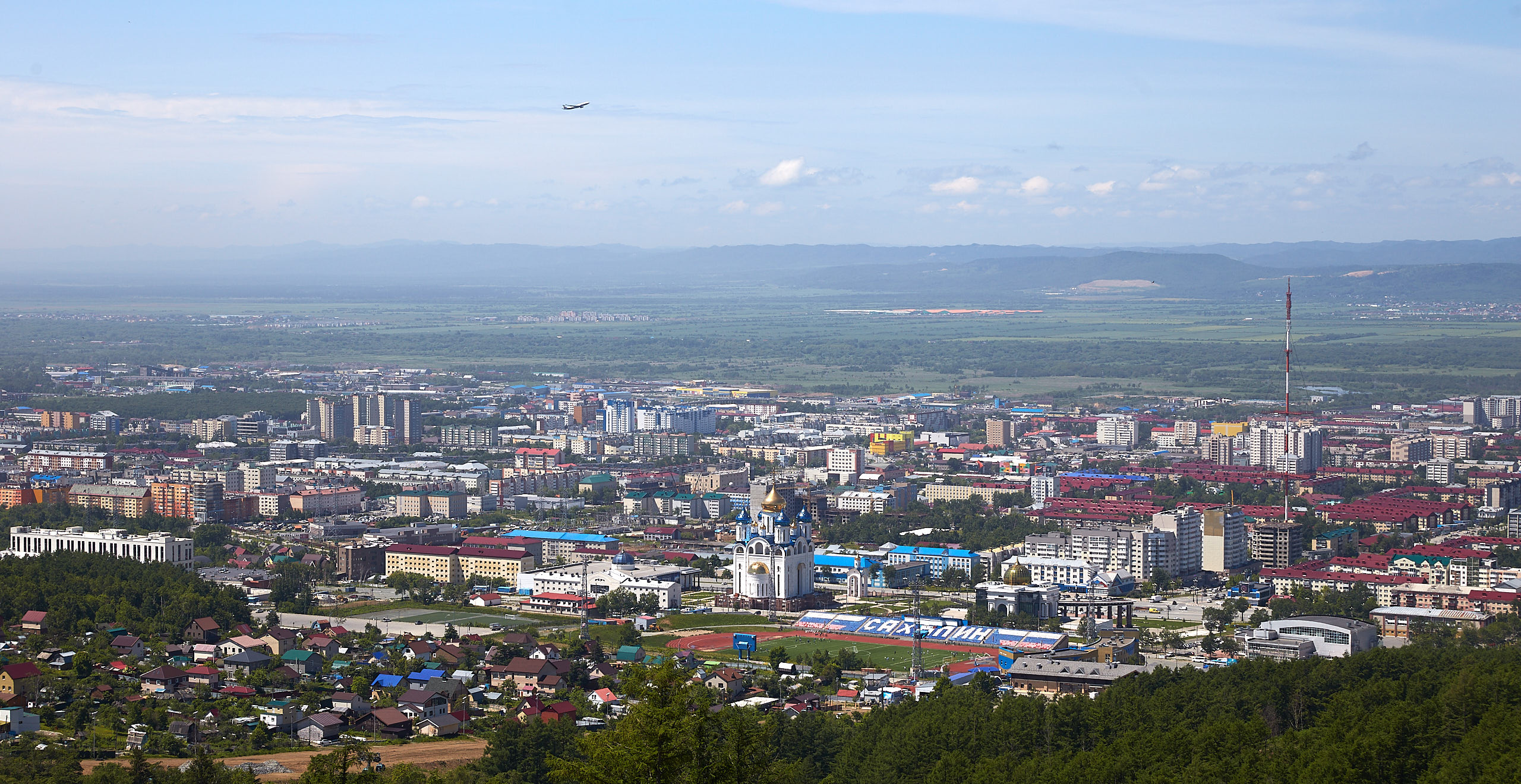 Южно сахалинск время. Город Южно-Сахалинск. Столица Сахалина Южно-Сахалинск. Площадь города Южно-Сахалинска. Южно-Сахалинск центр города.