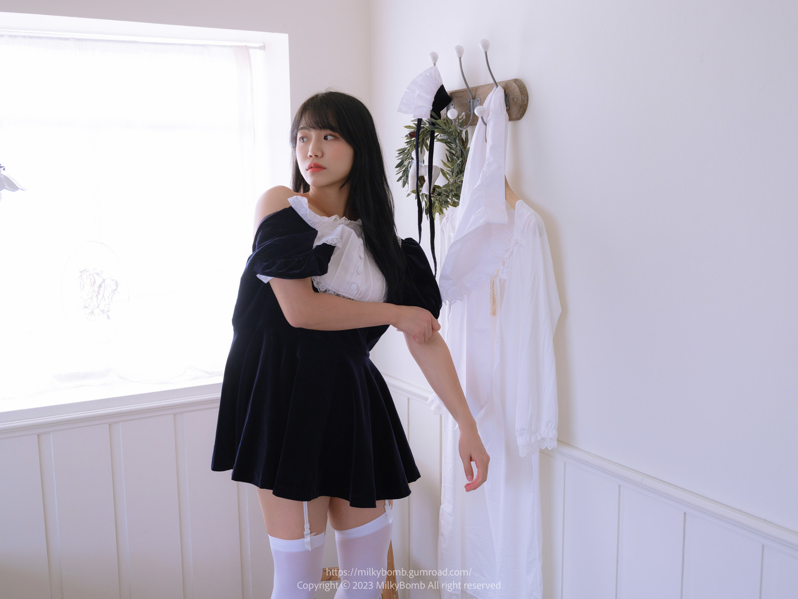 Yui 유이, [MilkyBomb] Maid Set.01 64