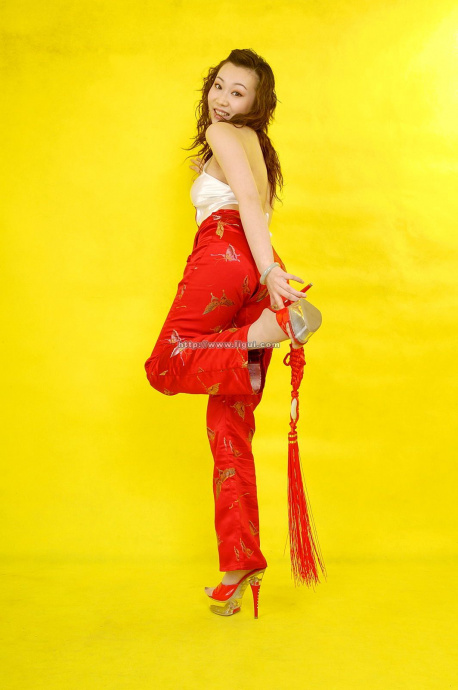 [Image: 0078bebe337bf5a226fe9.jpg]
