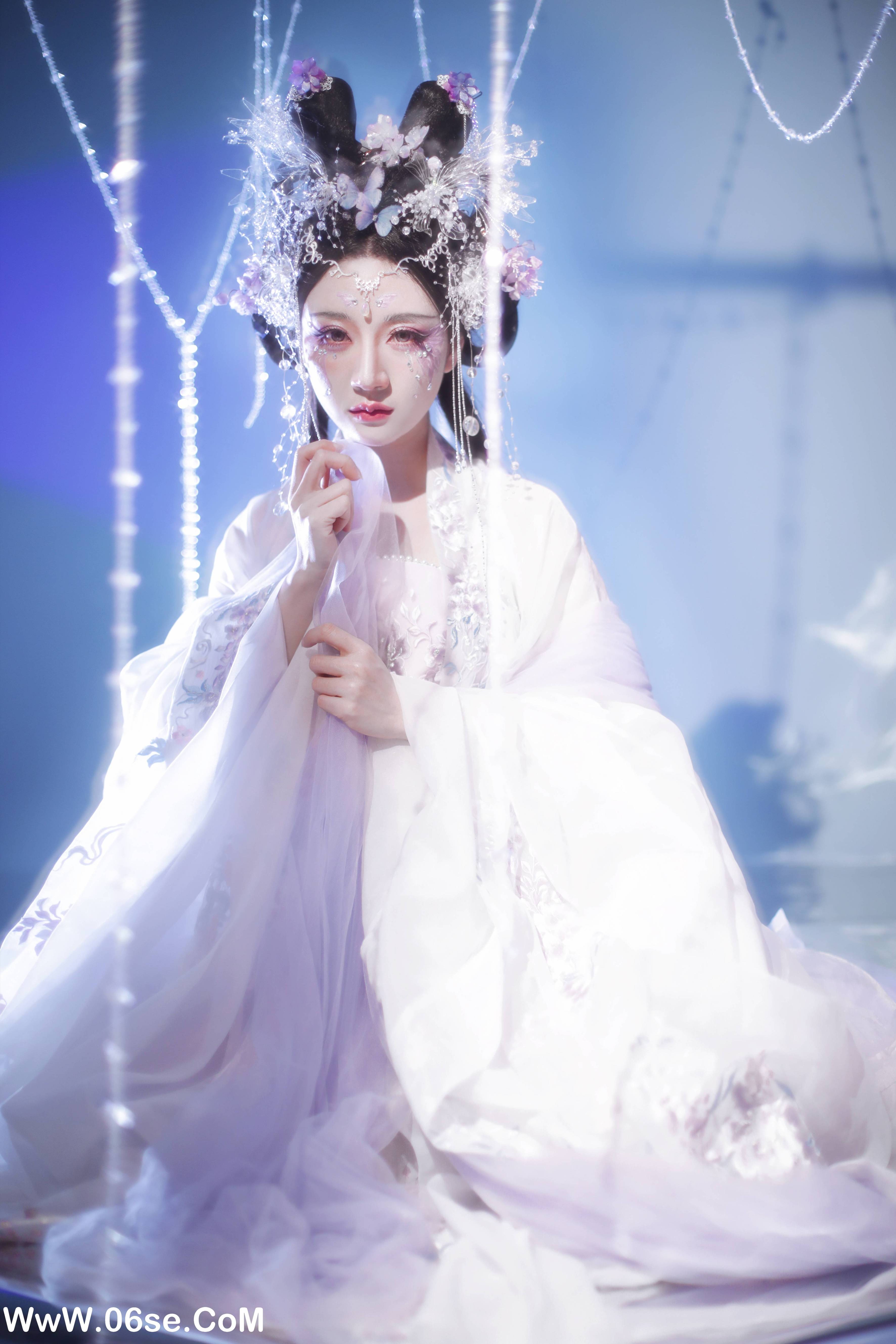 图片[20]-[YITUYU艺图语]2022.06.02 寒潭冰蝴蝶 苍玄[20P-270.3MB]-六色网