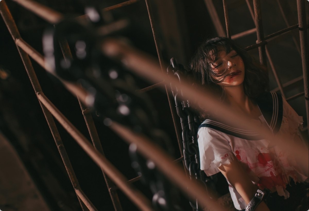 [Cos]疯猫ss- 被囚禁的少女[44P] 19