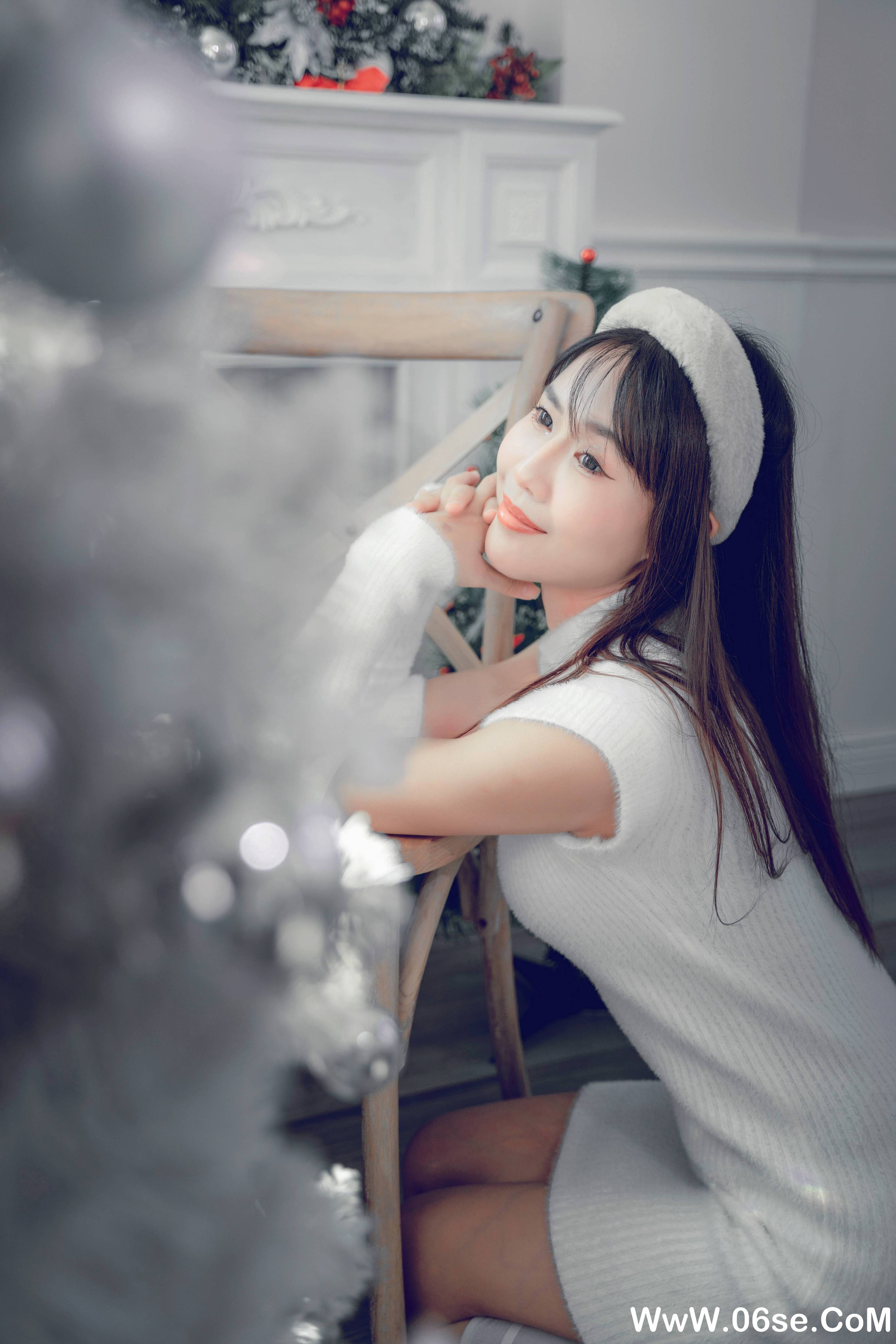 图片[16]-[YITUYU艺图语]2021.12.21 圣诞少女 lin[41+1P／446MB]-六色网