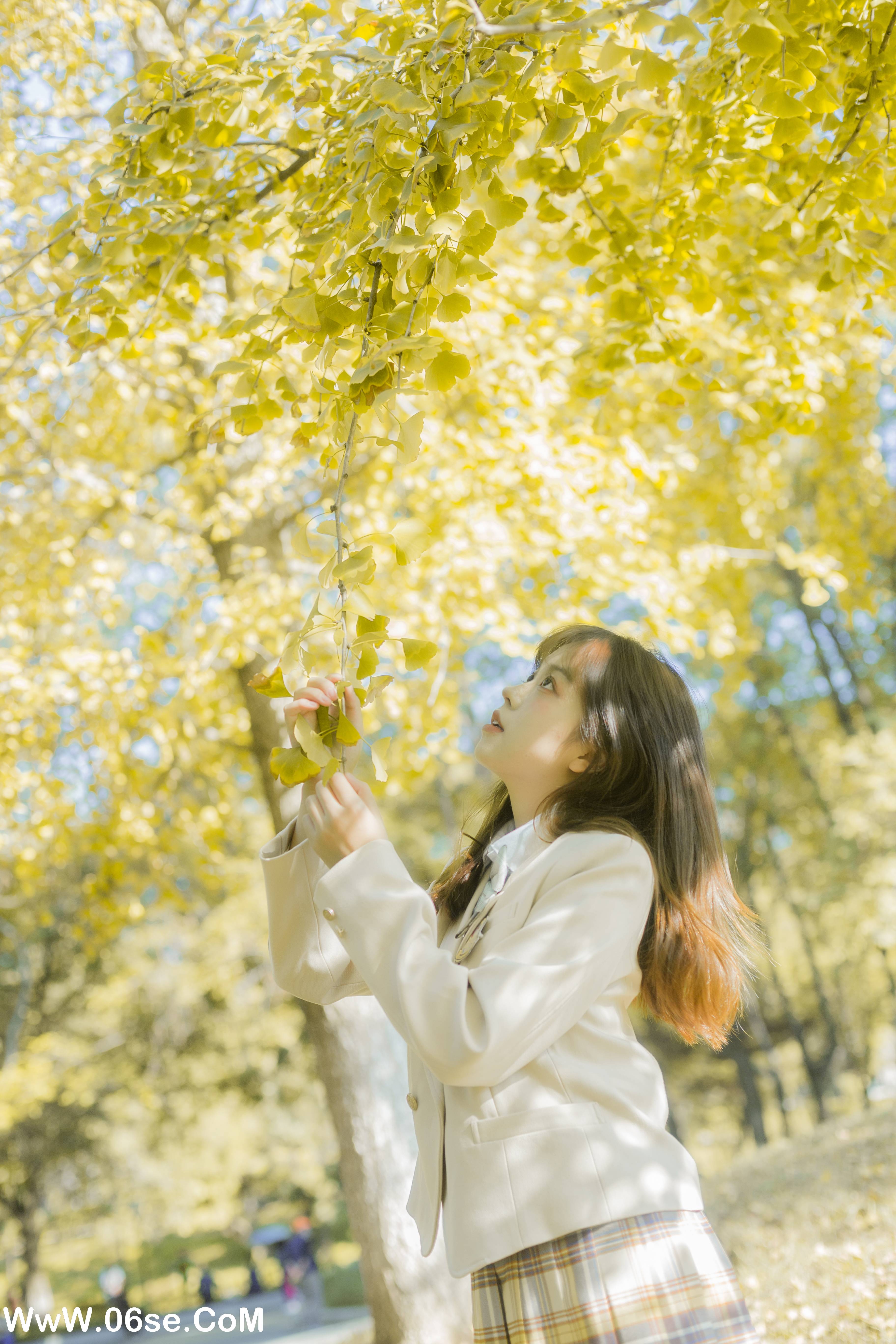 图片[31]-[YITUYU艺图语]2022.11.21 奶油味的秋 哈吉麻花[37+1P／355MB]-六色网