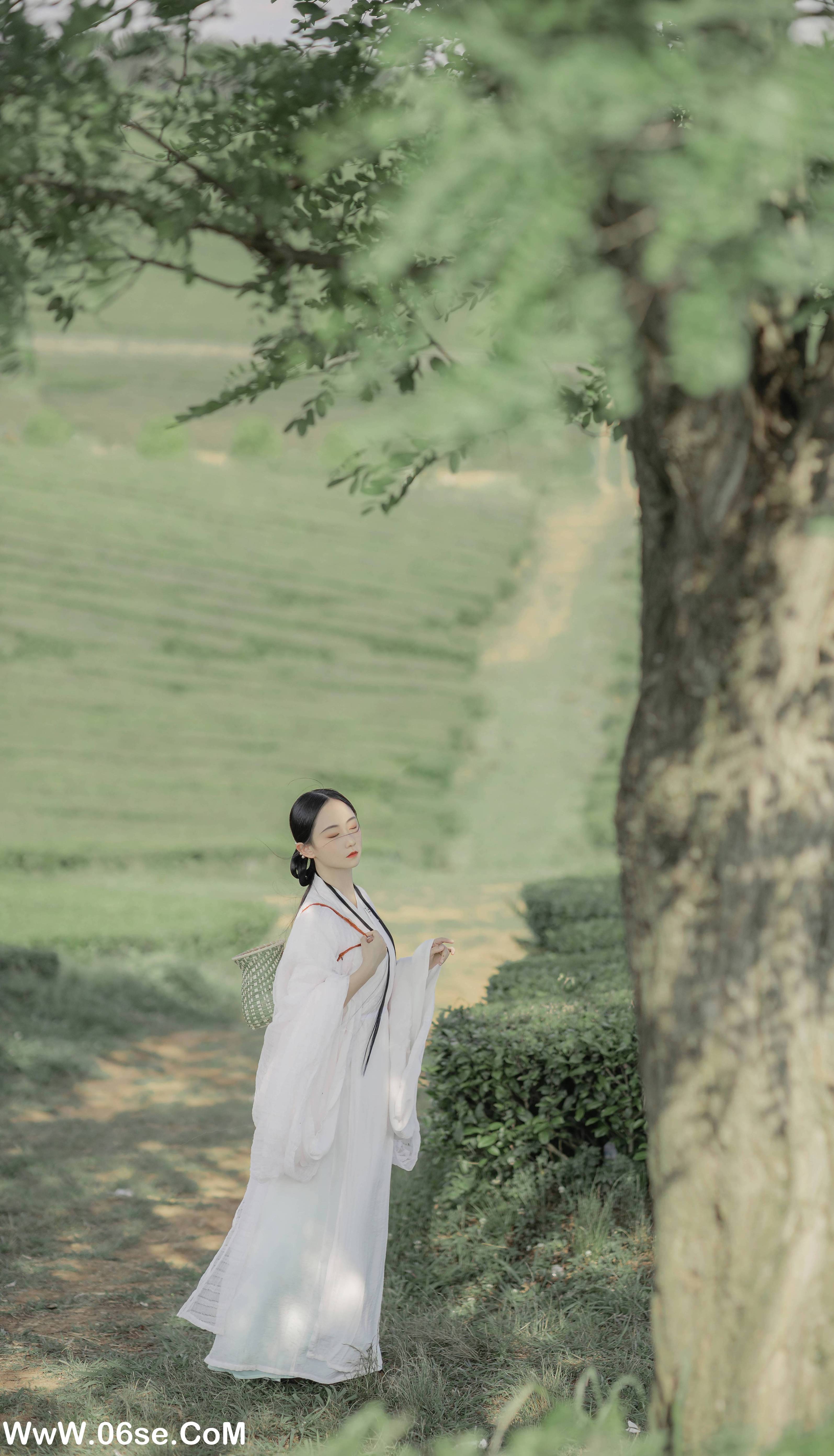 图片[5]-[YITUYU艺图语]2022.11.11 衣袖染茶香 灿暖暖暖[19+1P／181MB]-六色网