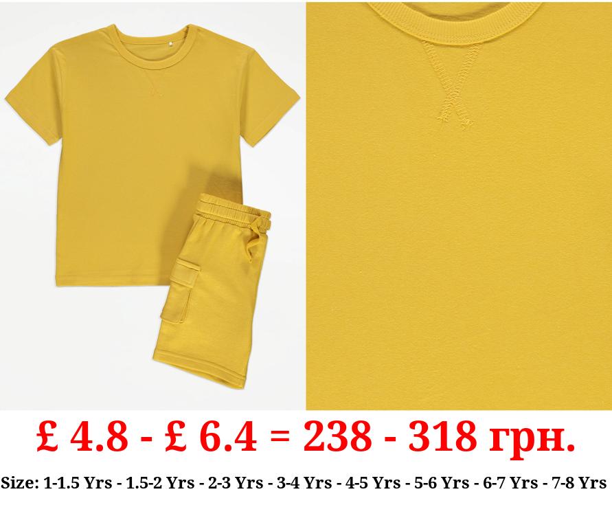 Yellow T-Shirt and Cargo Shorts Outfit