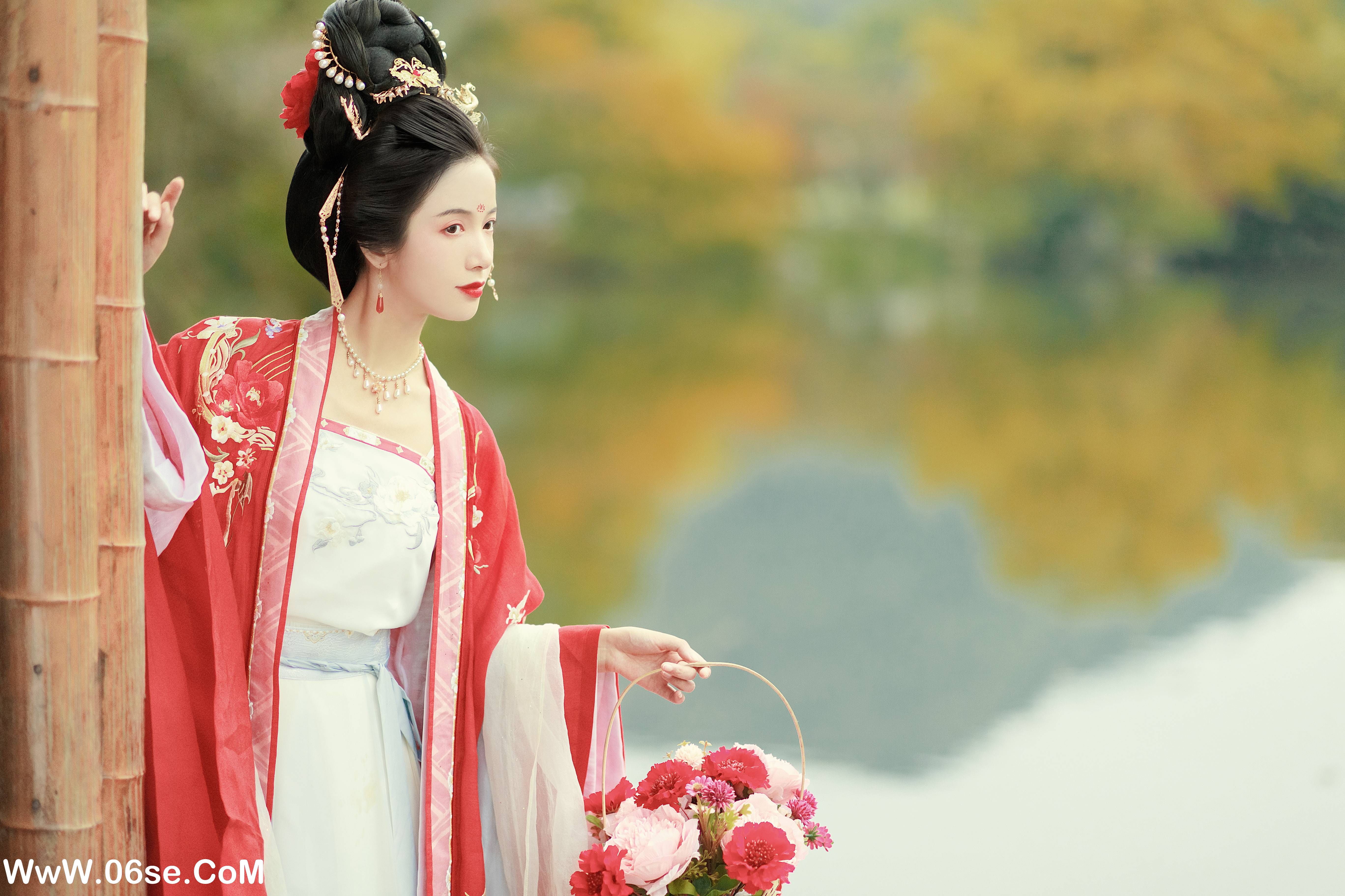图片[24]-[YITUYU艺图语]2022.12.27 江南初秋 一只阿梦崽[38+1P／485MB]-六色网