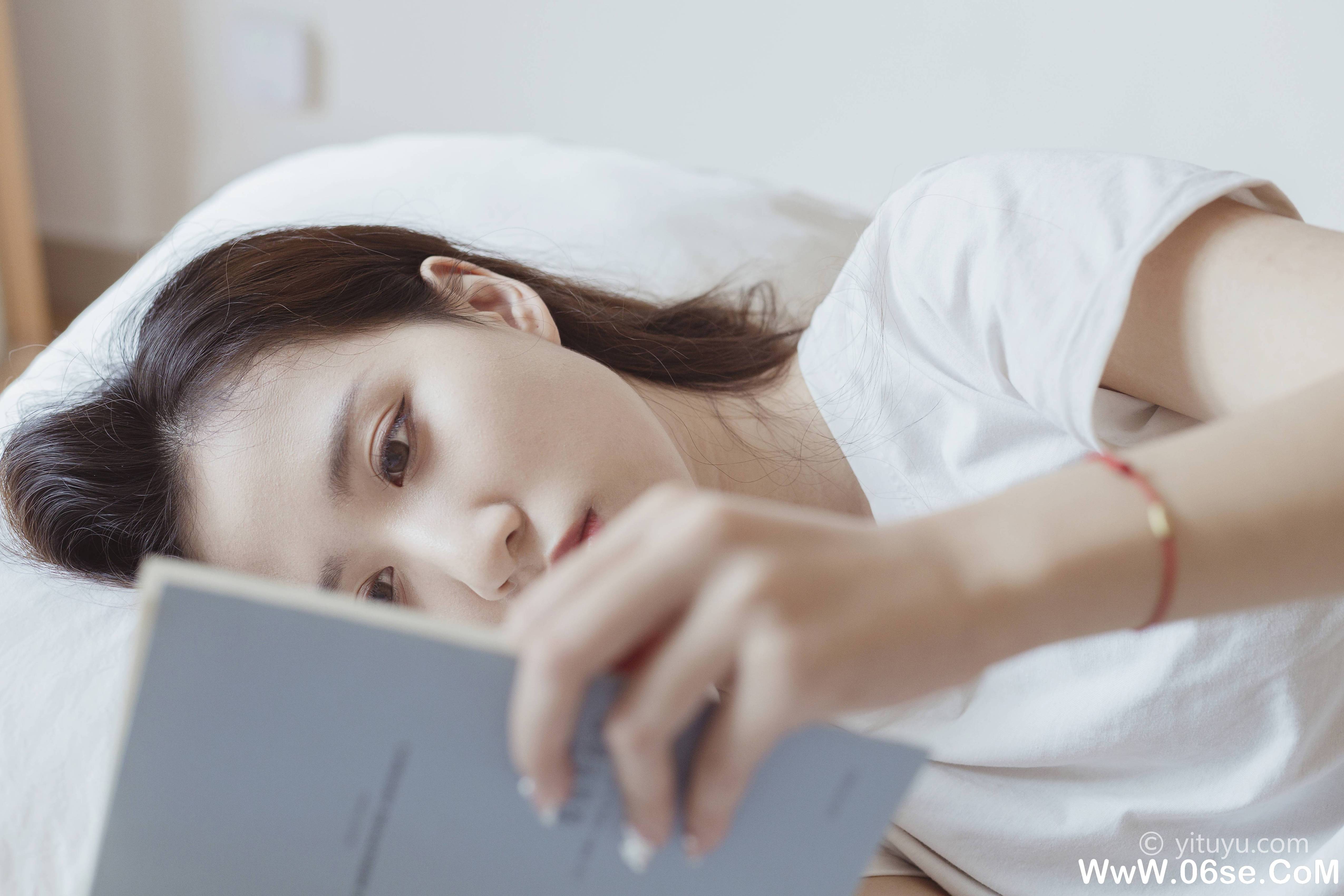 图片[36]-[YITUYU艺图语]2021.07.07 独自醒来 Jenny[35P／378MB]-六色网