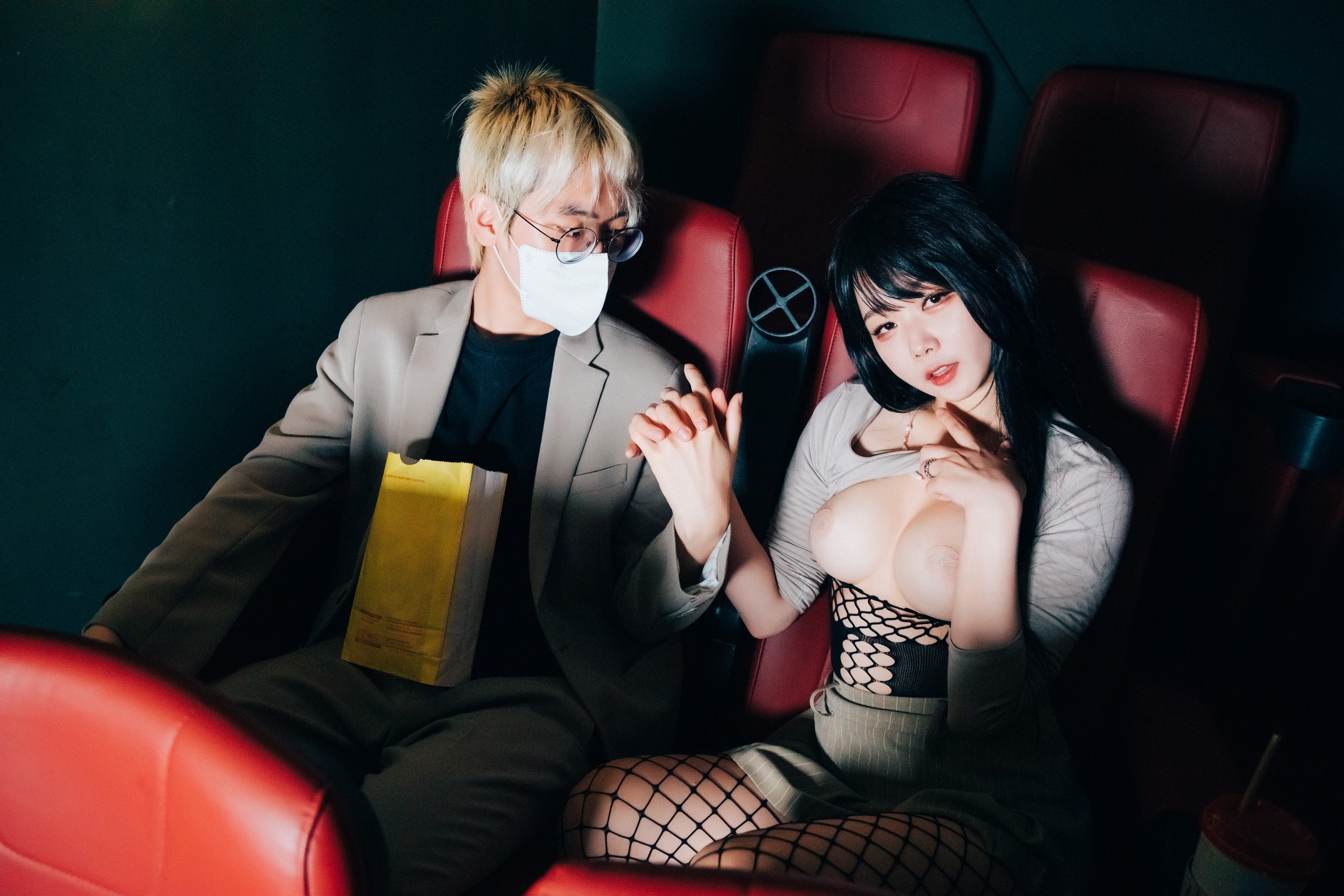 [LOOZY] Zia - xxx in the theater S.Ver 65