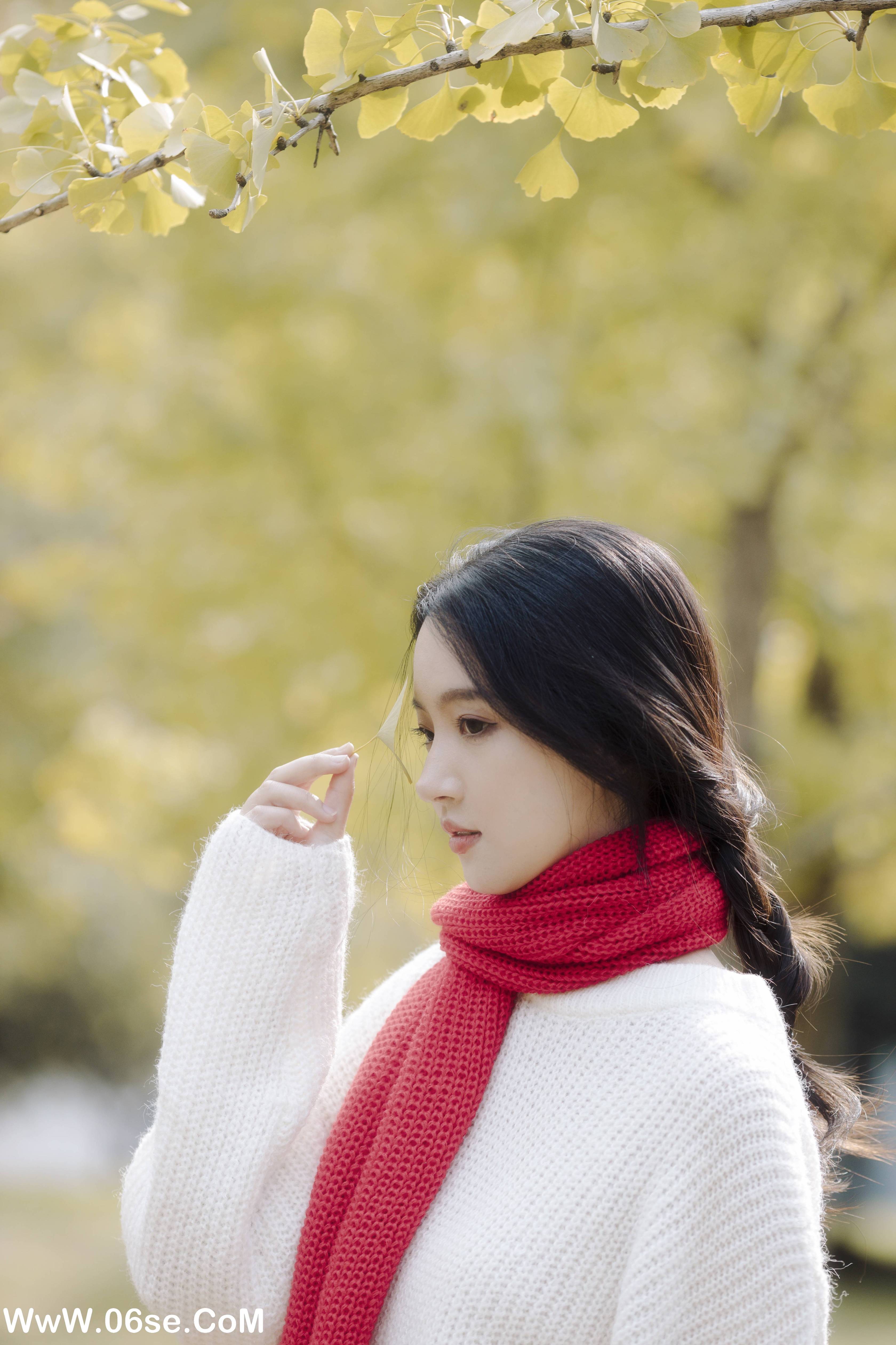 图片[23]-[YITUYU艺图语]2022.12.05 红色暖冬 幽灵胡子[45+1P／686MB]-六色网
