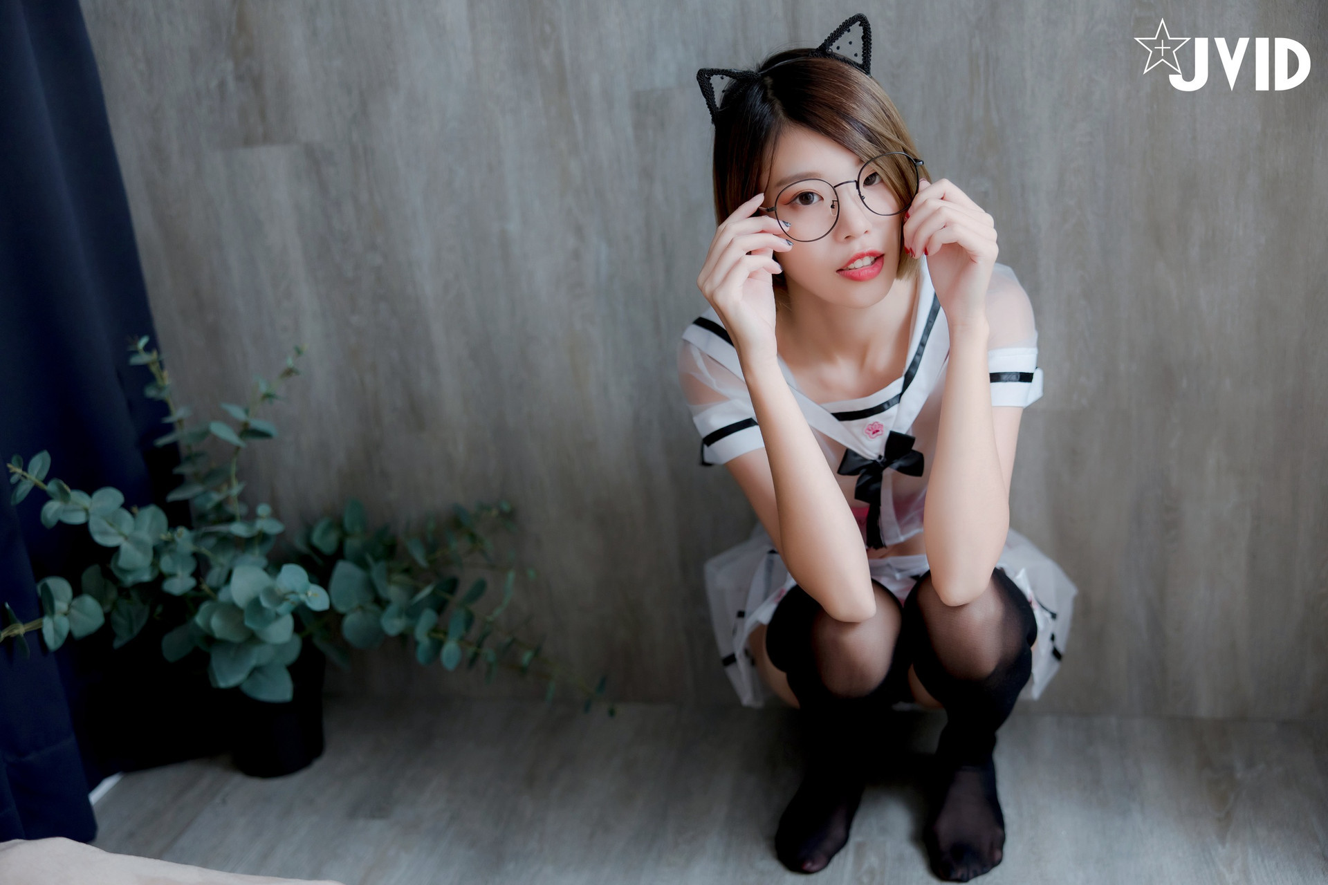 JVID精品 全空寫真優惠大放送 高挑女孩玩野球拳輸的脫一件 Set.02 7