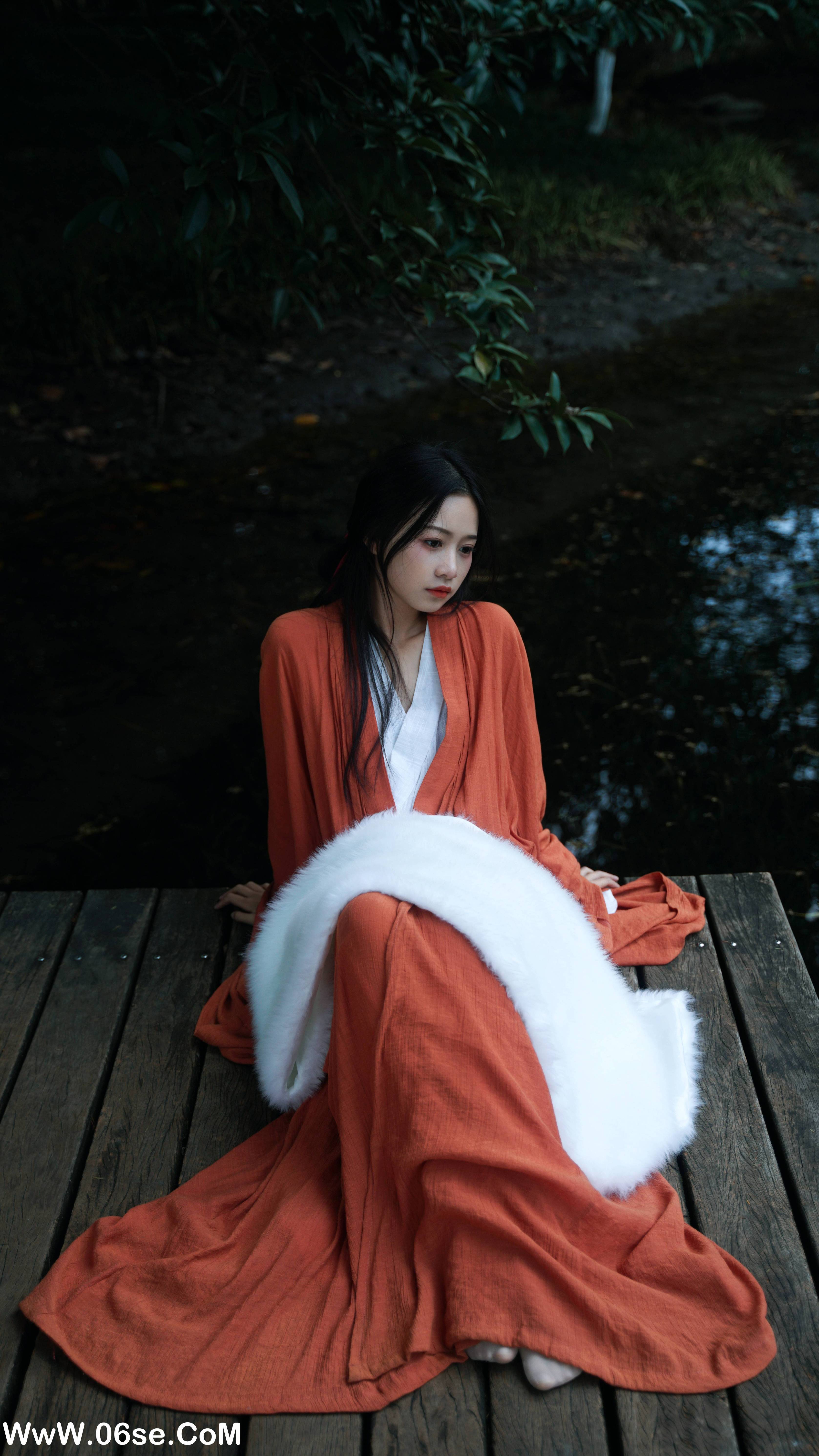 图片[5]-[YITUYU艺图语]2022.12.14 她像月光一样清冷 旺旺小小舒[24+1P／309MB]-六色网