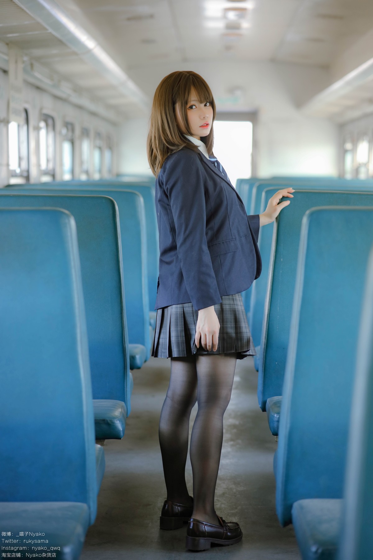 Cosplay Nyako喵子 火车JK制服 3
