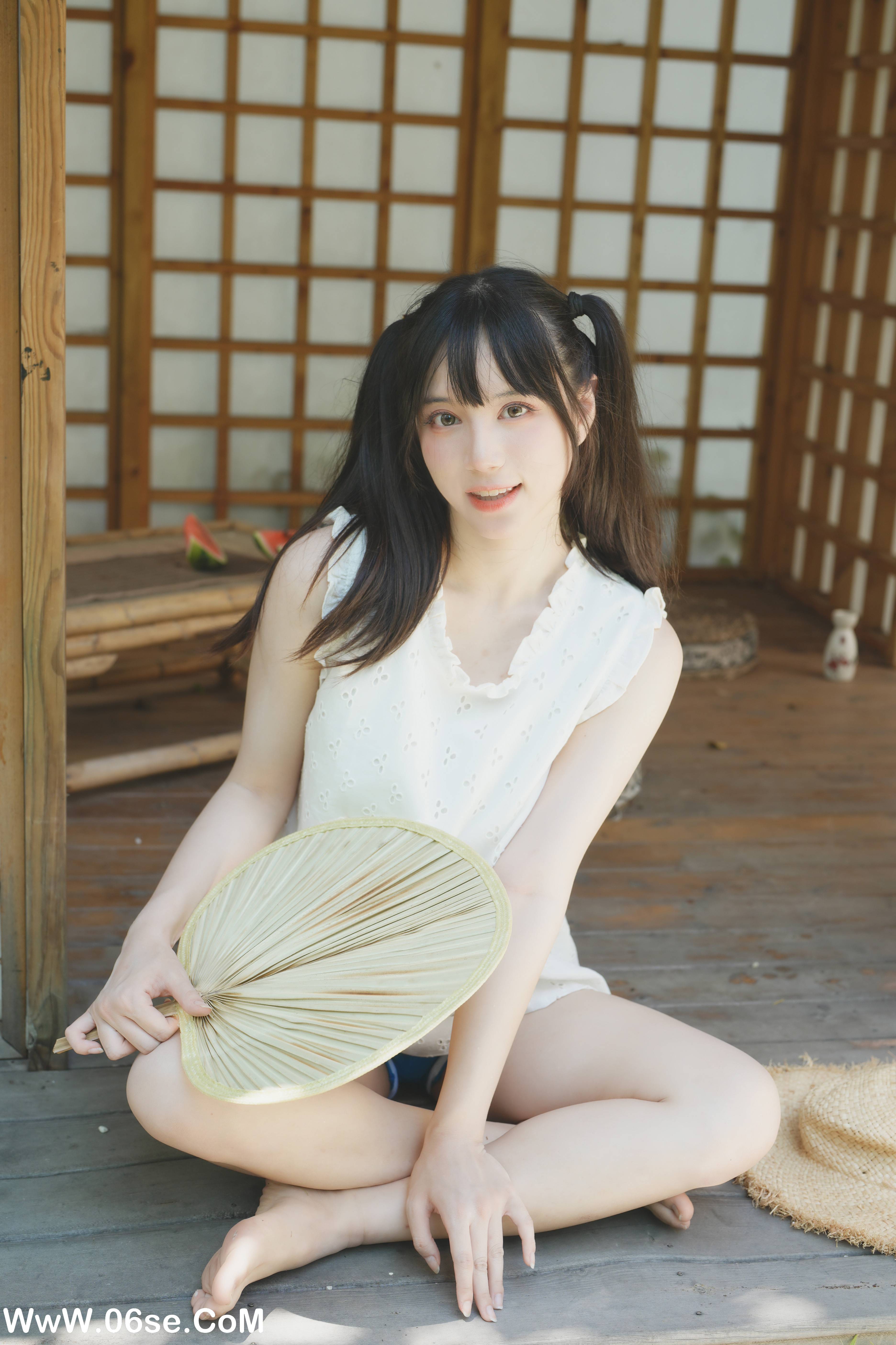 图片[4]-[YITUYU艺图语]2022.09.05 夏日少女与西瓜 贰加六[38+1P／147MB]-六色网