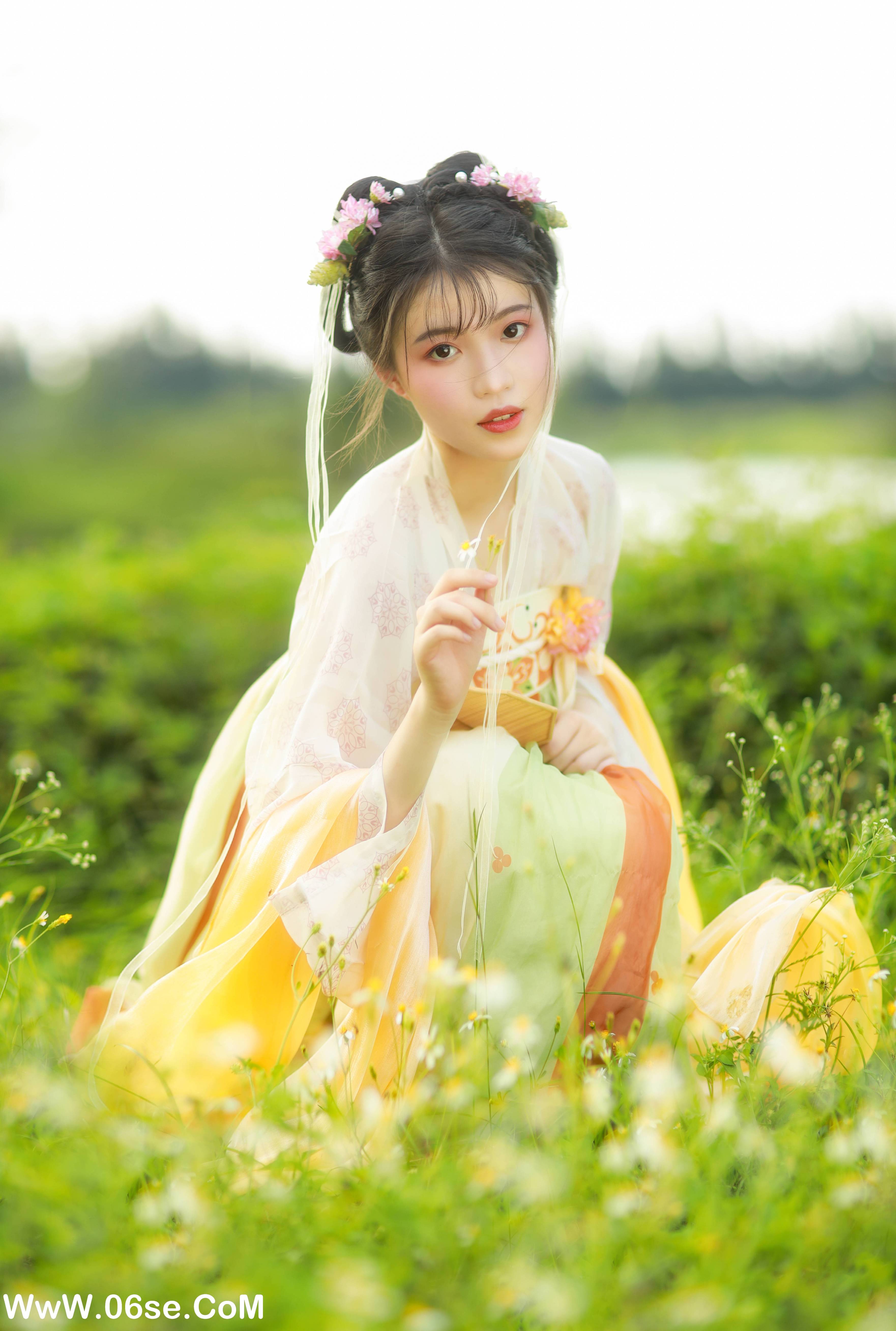 图片[25]-[YITUYU艺图语]2022.06.11 夏日少女 我超白_[27P-334.45MB]-六色网