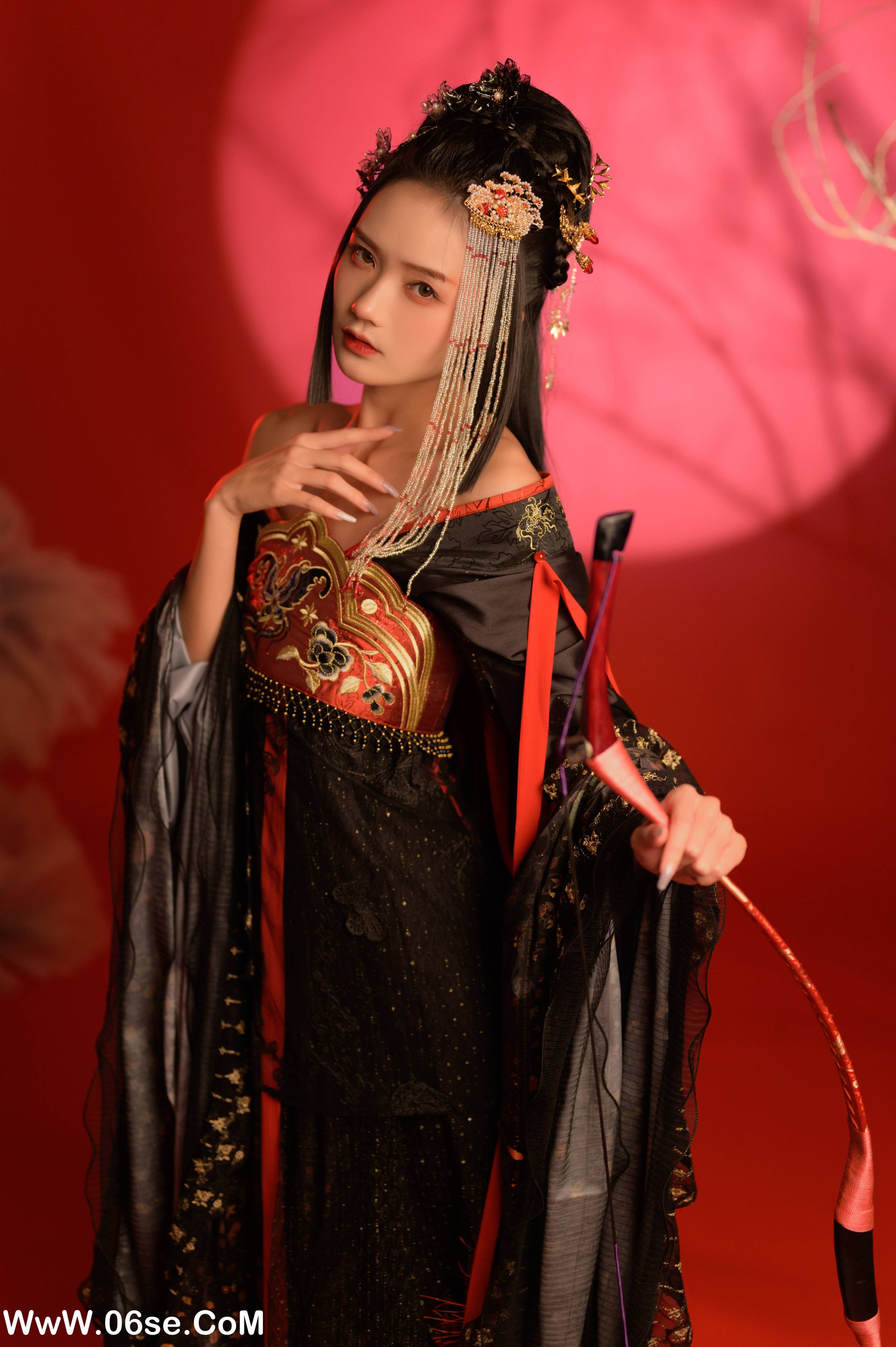 图片[20]-[YITUYU艺图语]2022.07.03 杀机 兔子Zzz不吃胡萝卜[24P-279.6M]-六色网