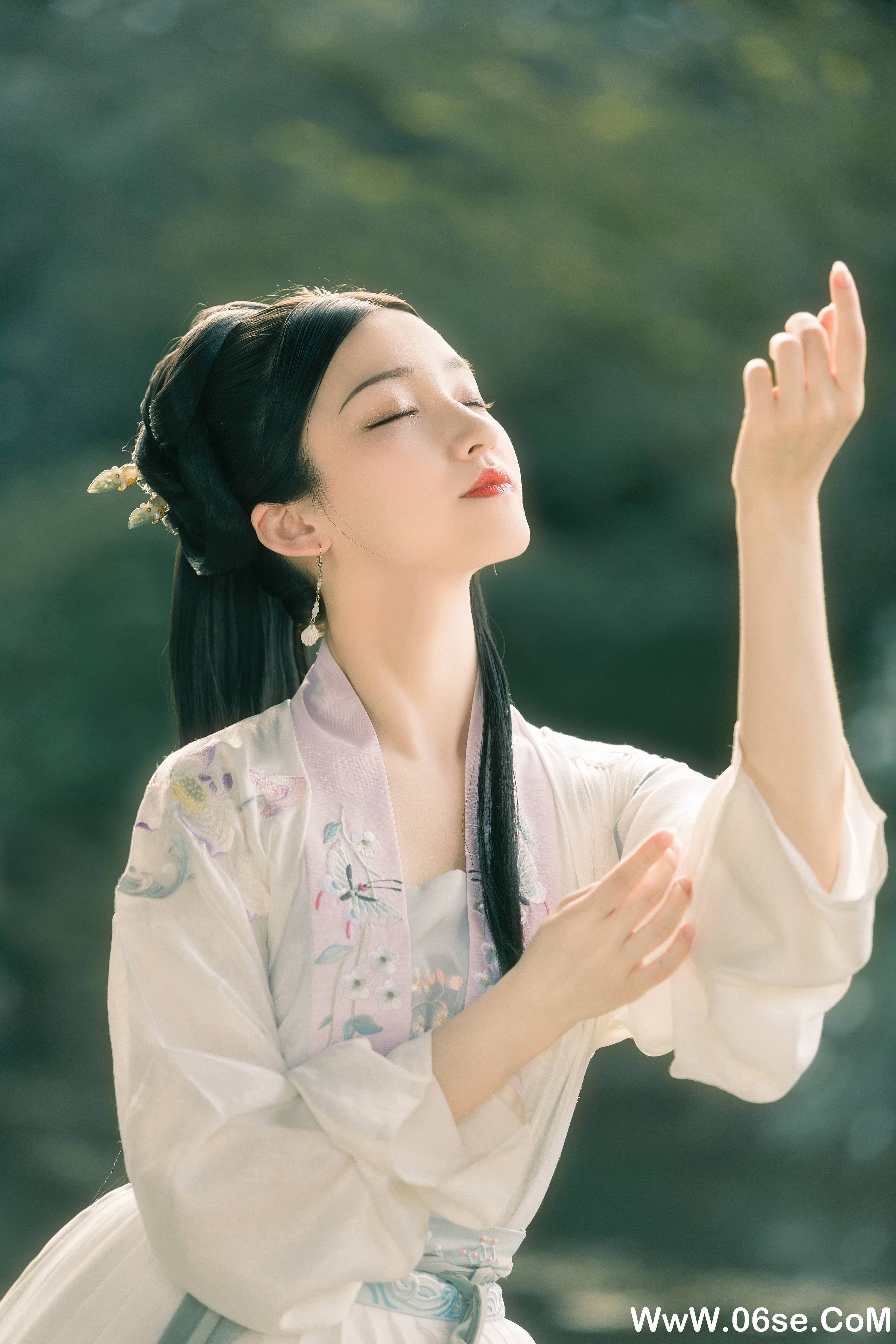 图片[30]-[YITUYU艺图语]2021.08.16 春不渡 是非姑娘[39+1P／846MB]-六色网