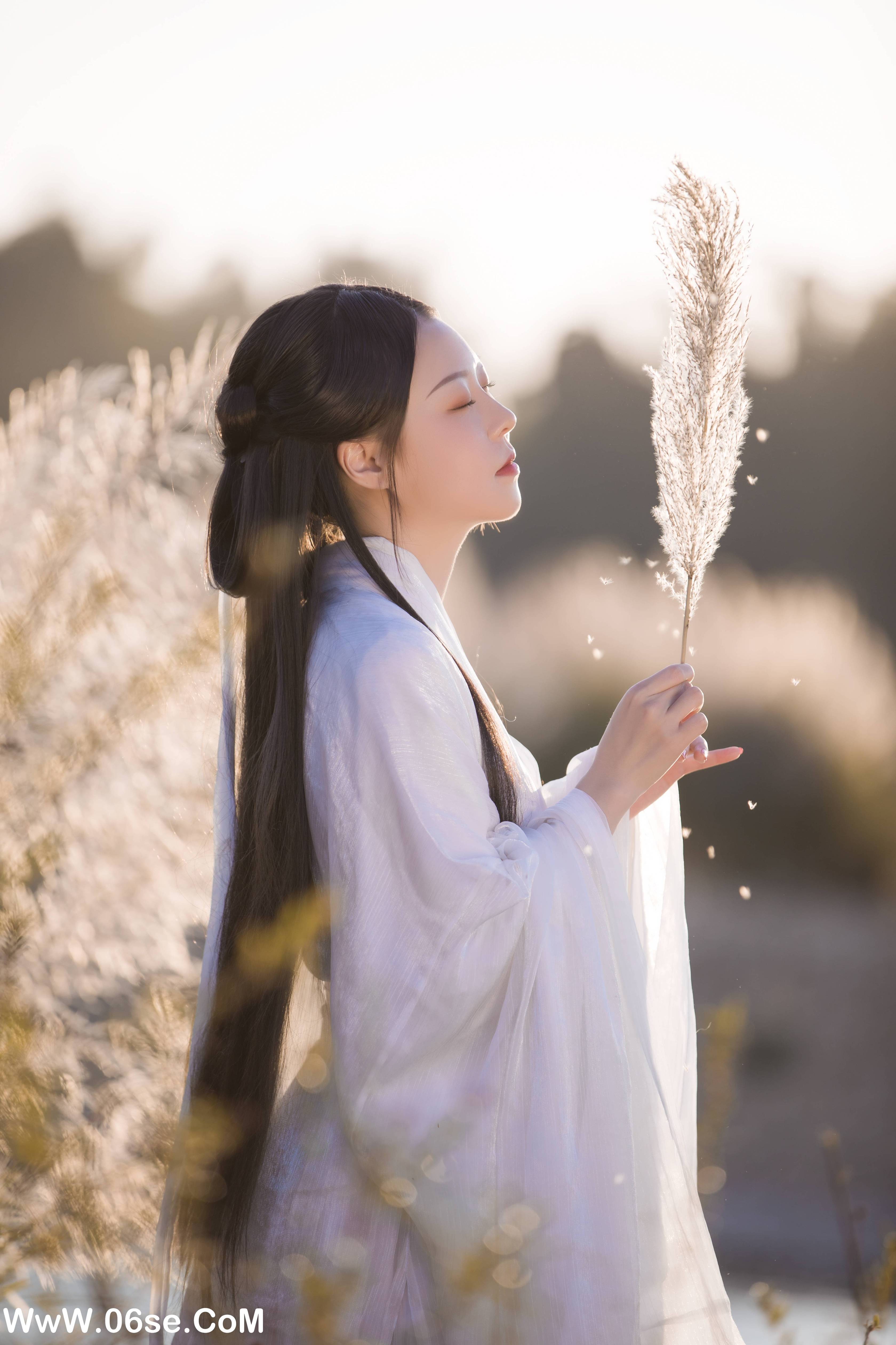 图片[23]-[YITUYU艺图语]2022.06.02 萤火 卓妍[28P-399.82MB]-六色网