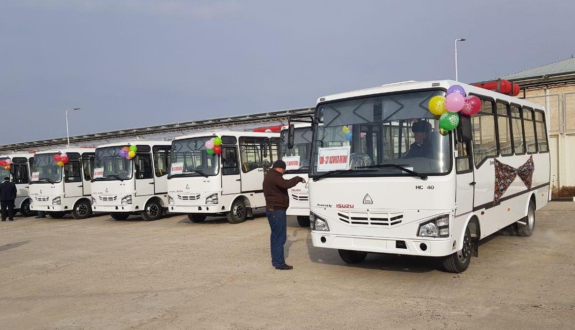 Едут ли автобусы. Ургенч Самарканд avtobus. Автобус Ташкент 2021. Ташкент Хорезм автобусы. Ургенч Ташкент автобус автобус.