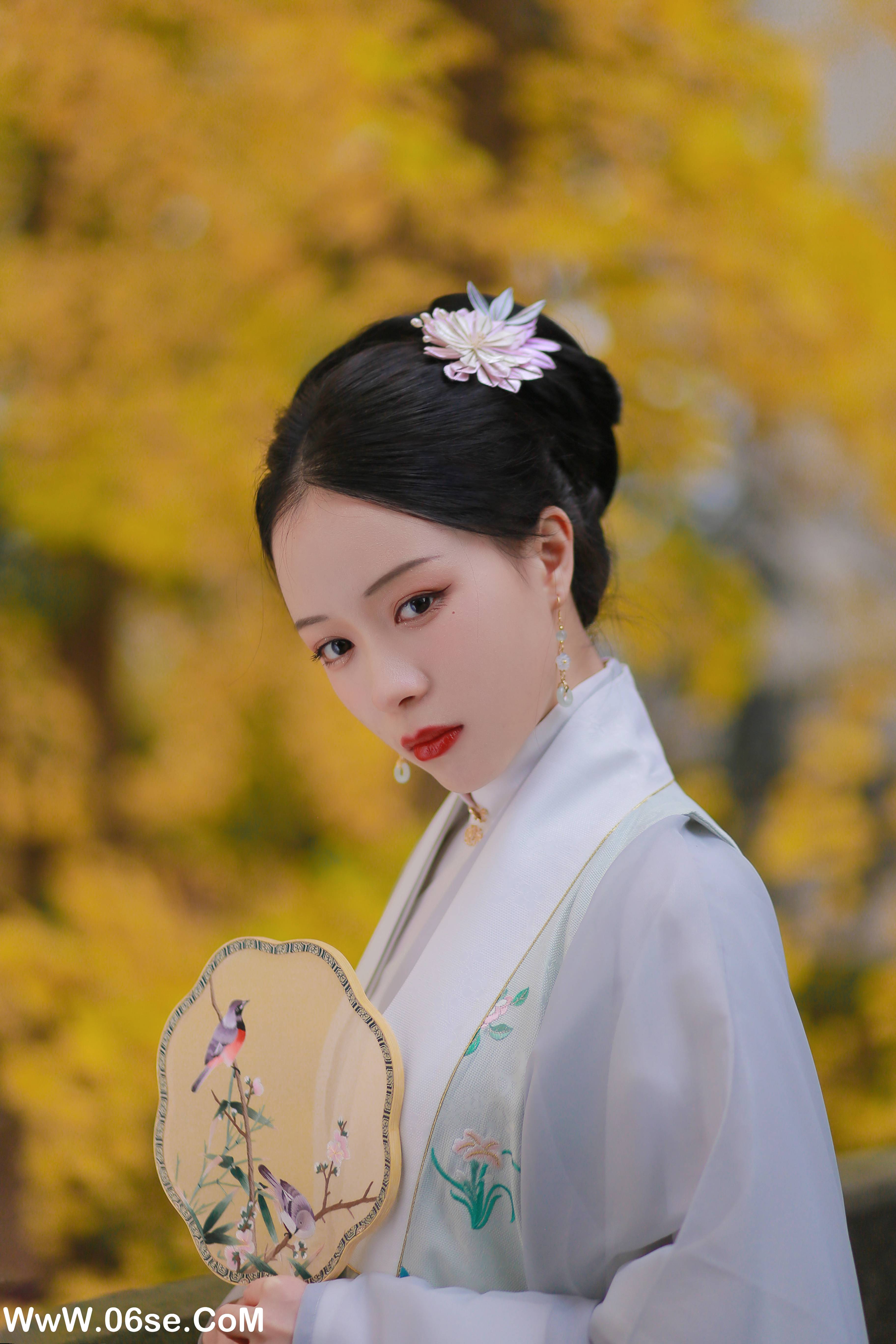 图片[20]-[YITUYU艺图语]2022.02.17 银杏歌 花泽阮阮[34+1P／353MB]-六色网