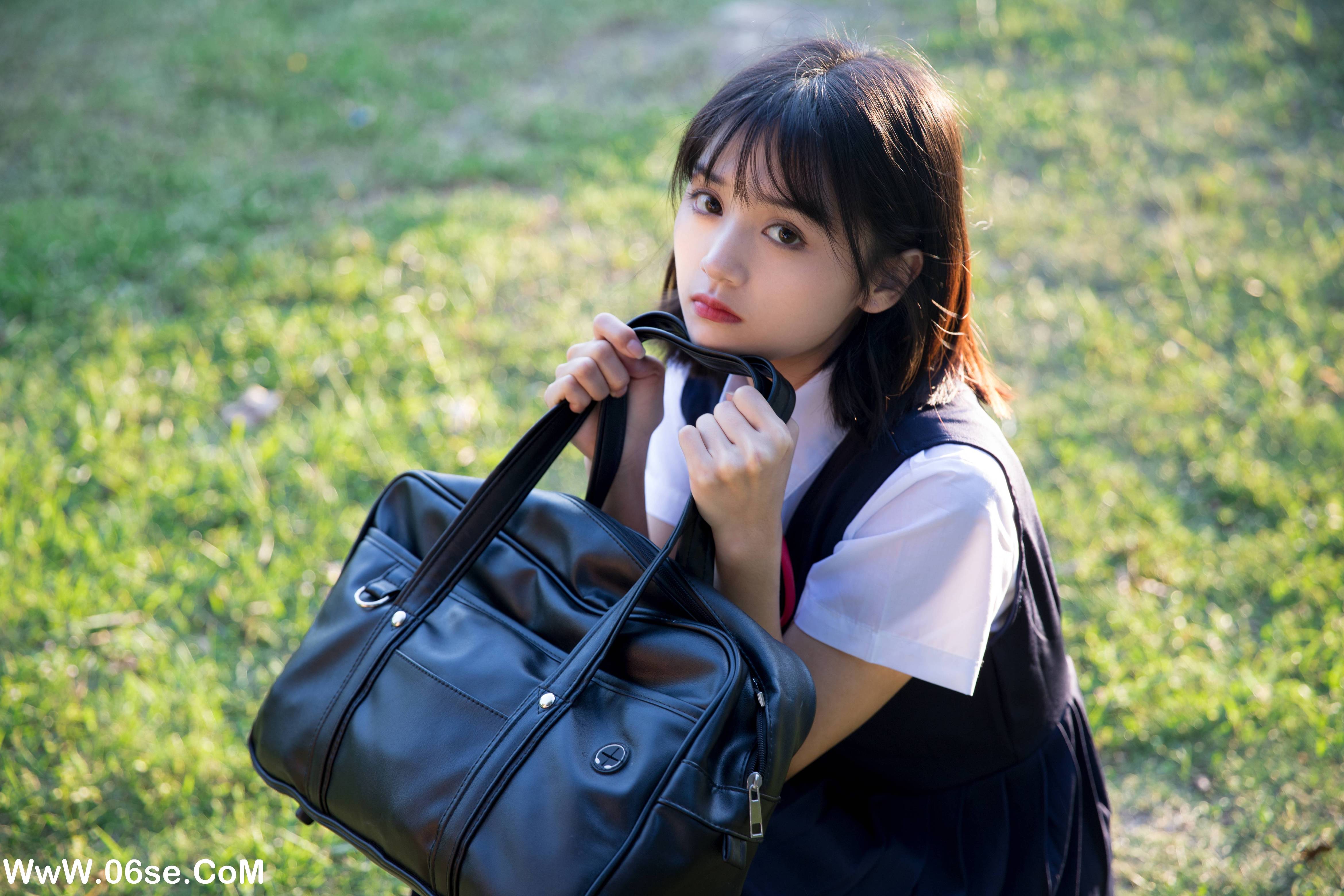 图片[25]-[YITUYU艺图语]2022.01.27 少女的心思 雨文[36+1P／504MB]-六色网