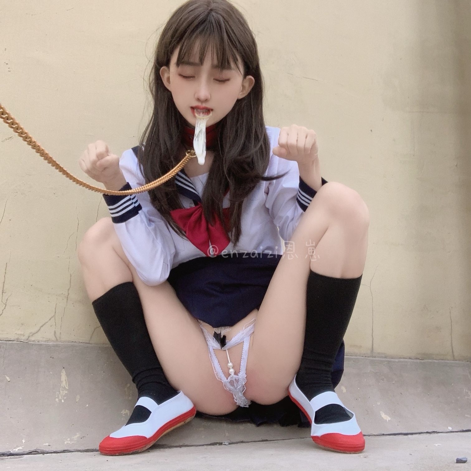 恩崽-天台水手服 39
