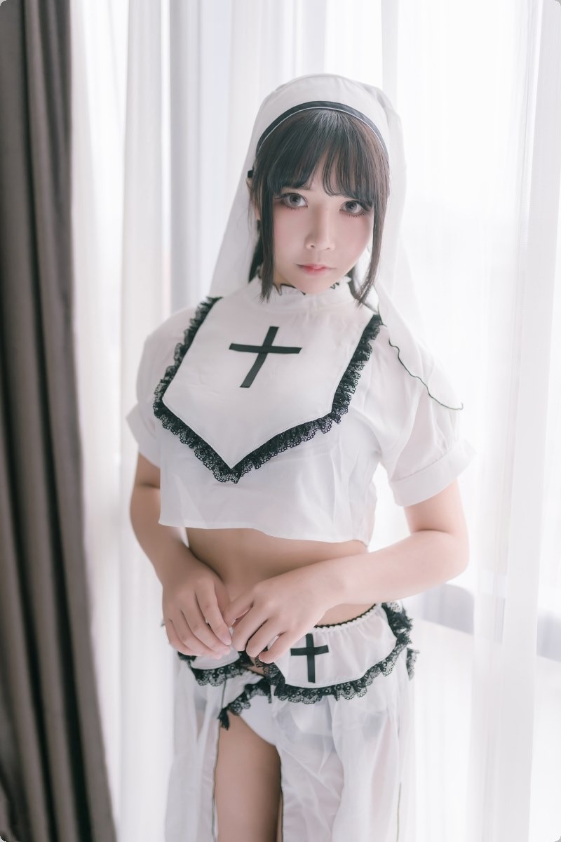 [Cos]抱走莫子 - 纯白修女[42P] 1