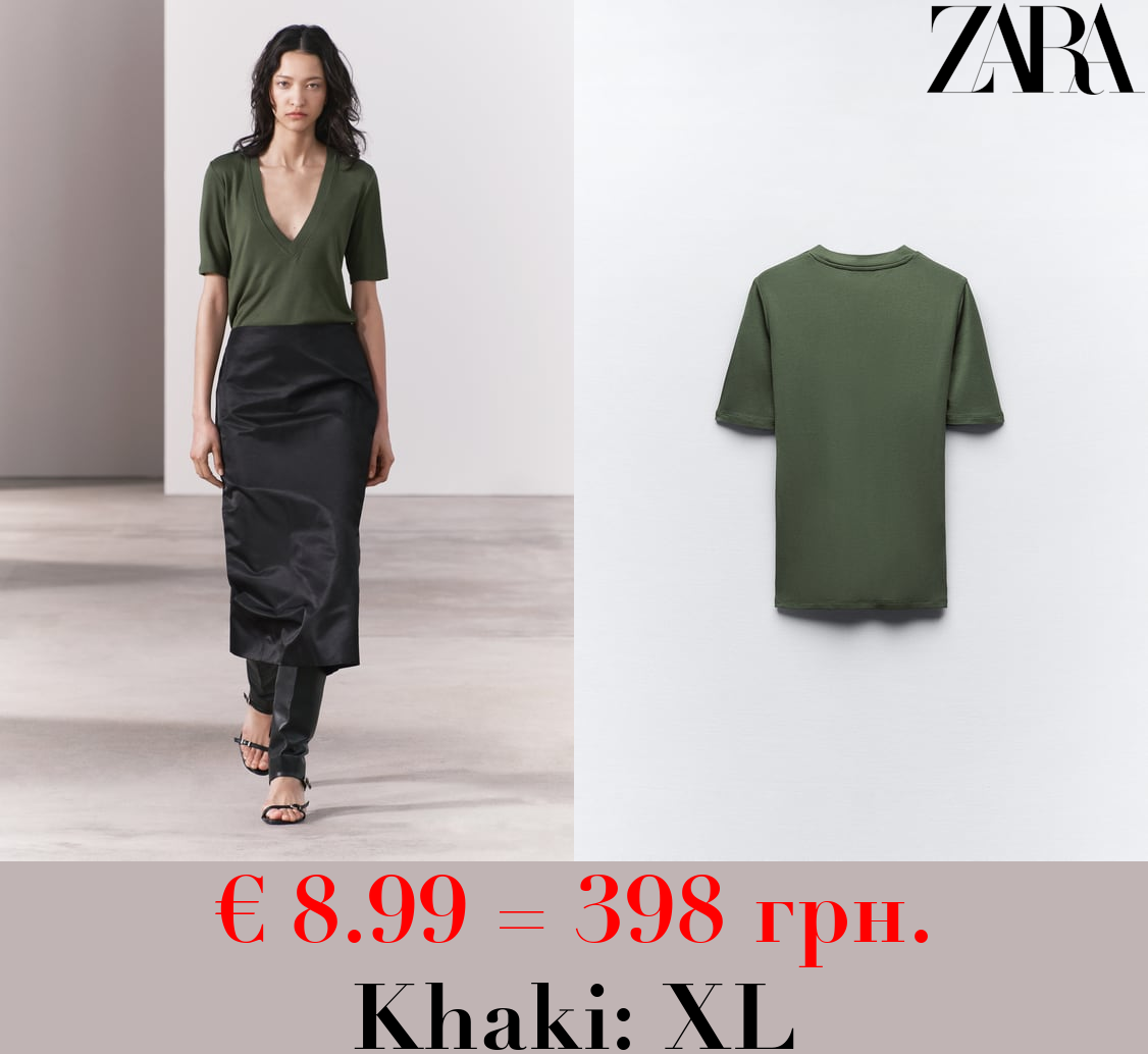 FLOWING V-NECK T-SHIRT