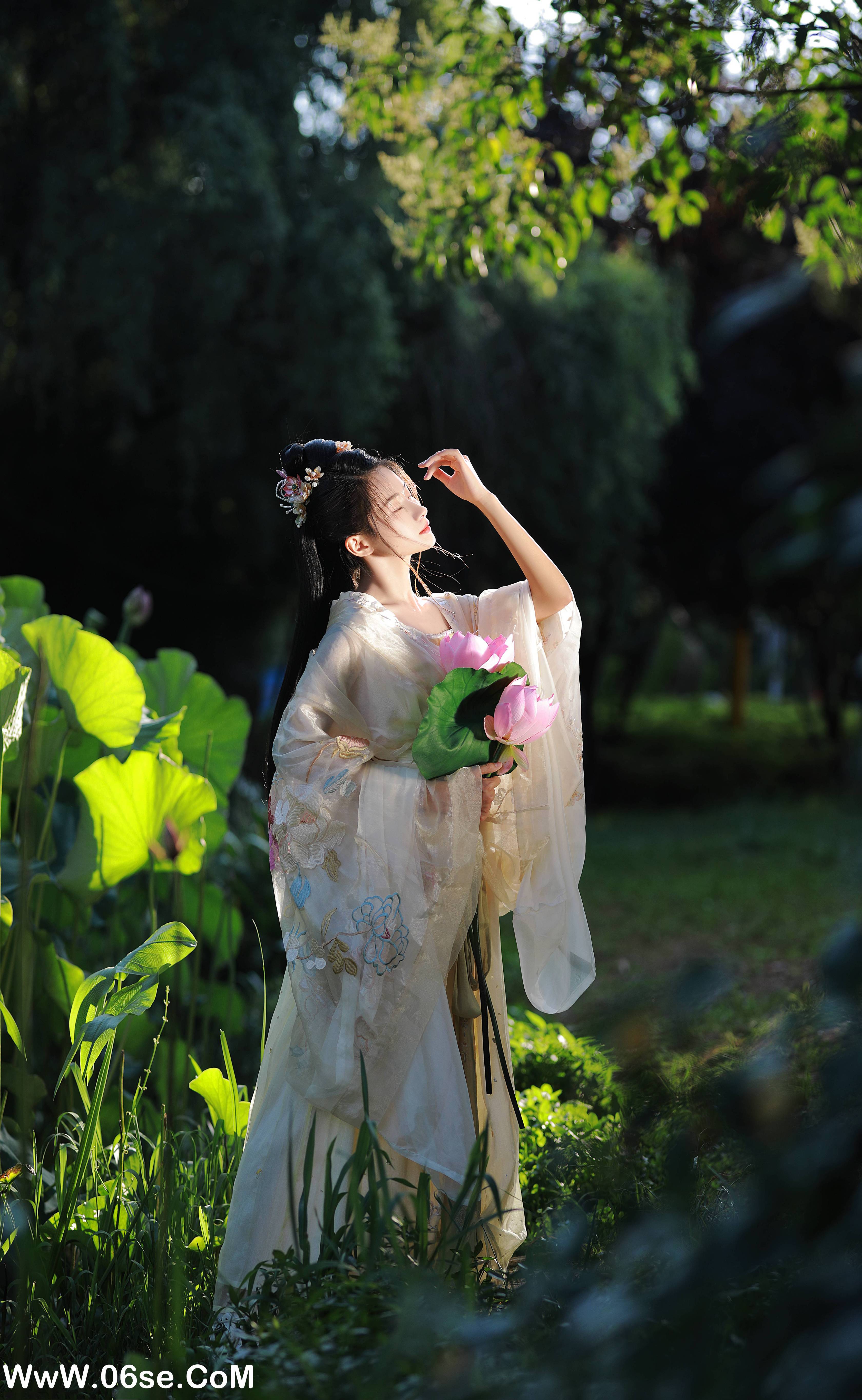 图片[29]-[YITUYU艺图语]2022.08.27 无清风 Y[29+1P／586MB]-六色网