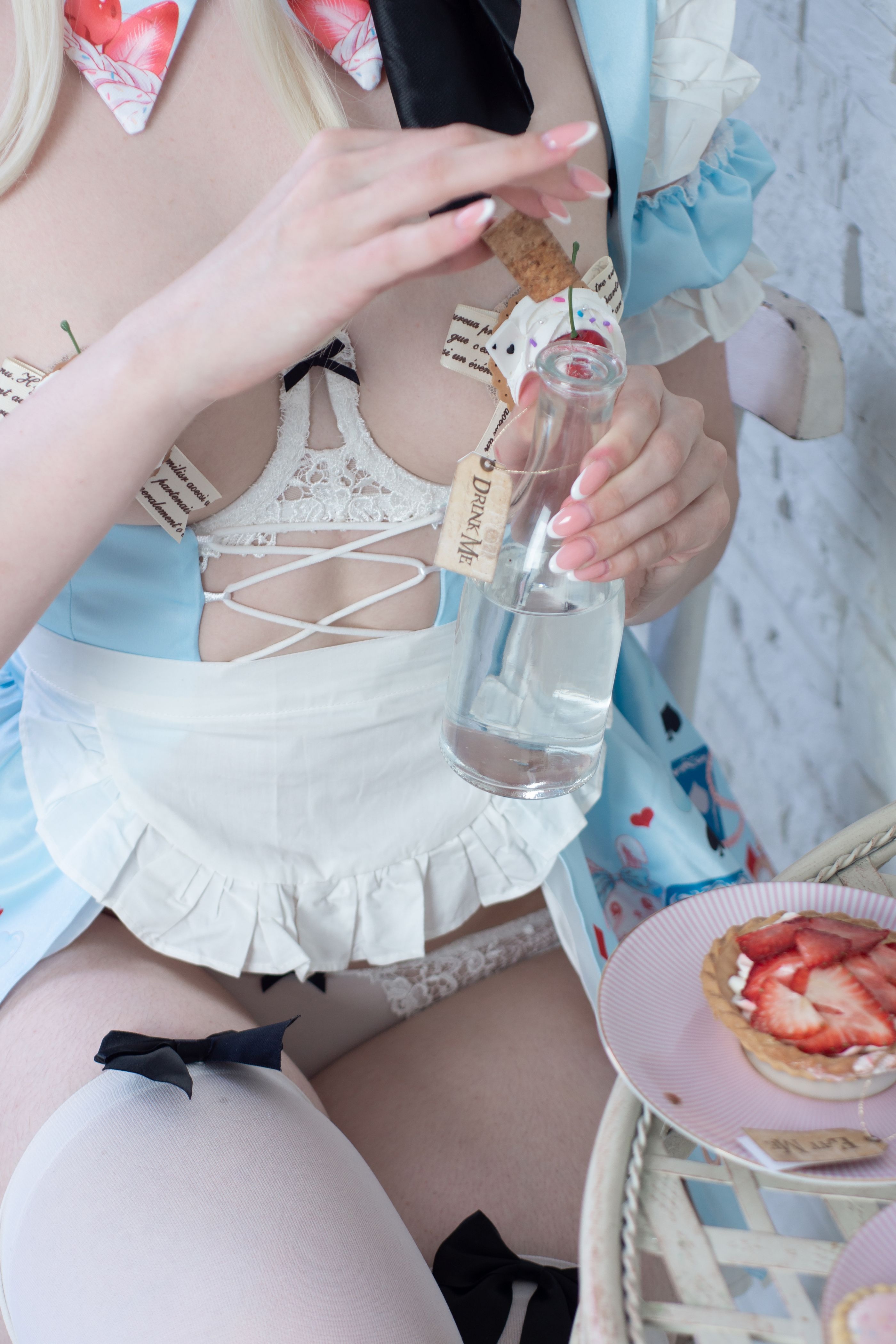 [Others] Candy Ball - Alice in Easterland 11