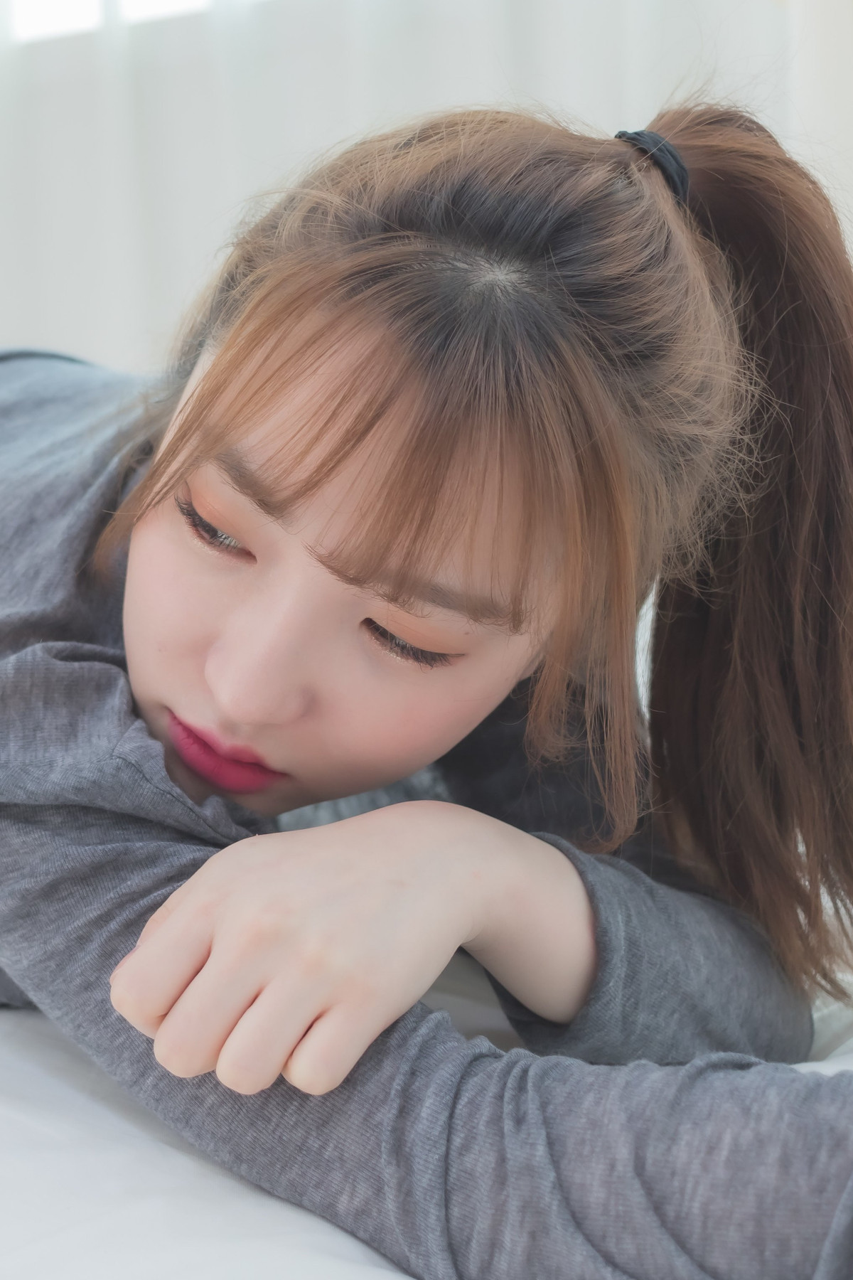 Son Yeeun 손예은, ArtGravia Vol.188 Photobook Set.02 35
