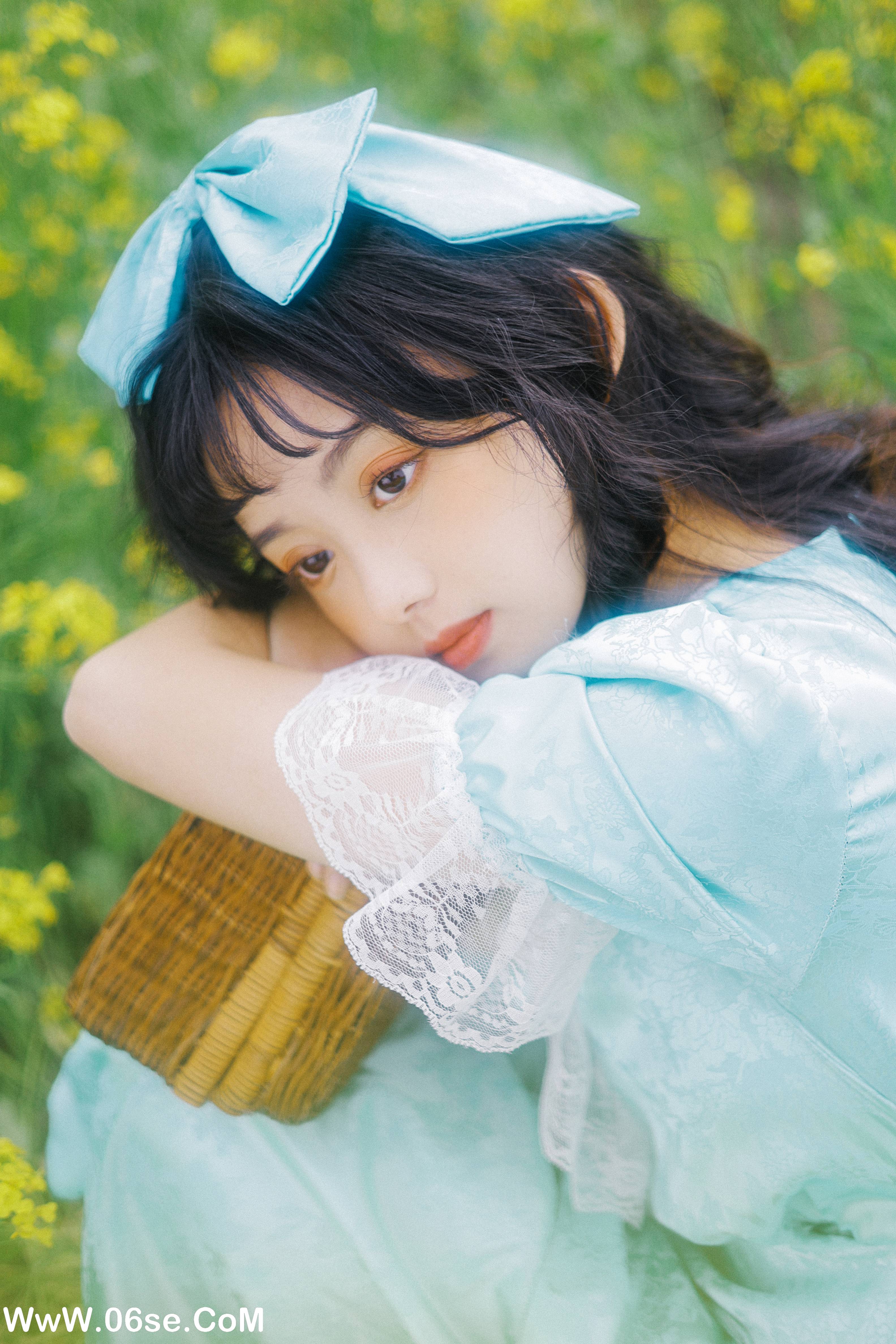 图片[23]-[YITUYU艺图语]2022.05.26 黄色花海 芊芊[24P-263.85MB]-六色网