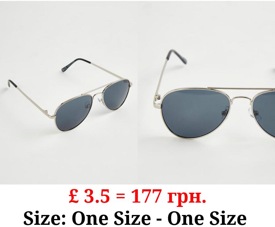 Black Aviator Sunglasses