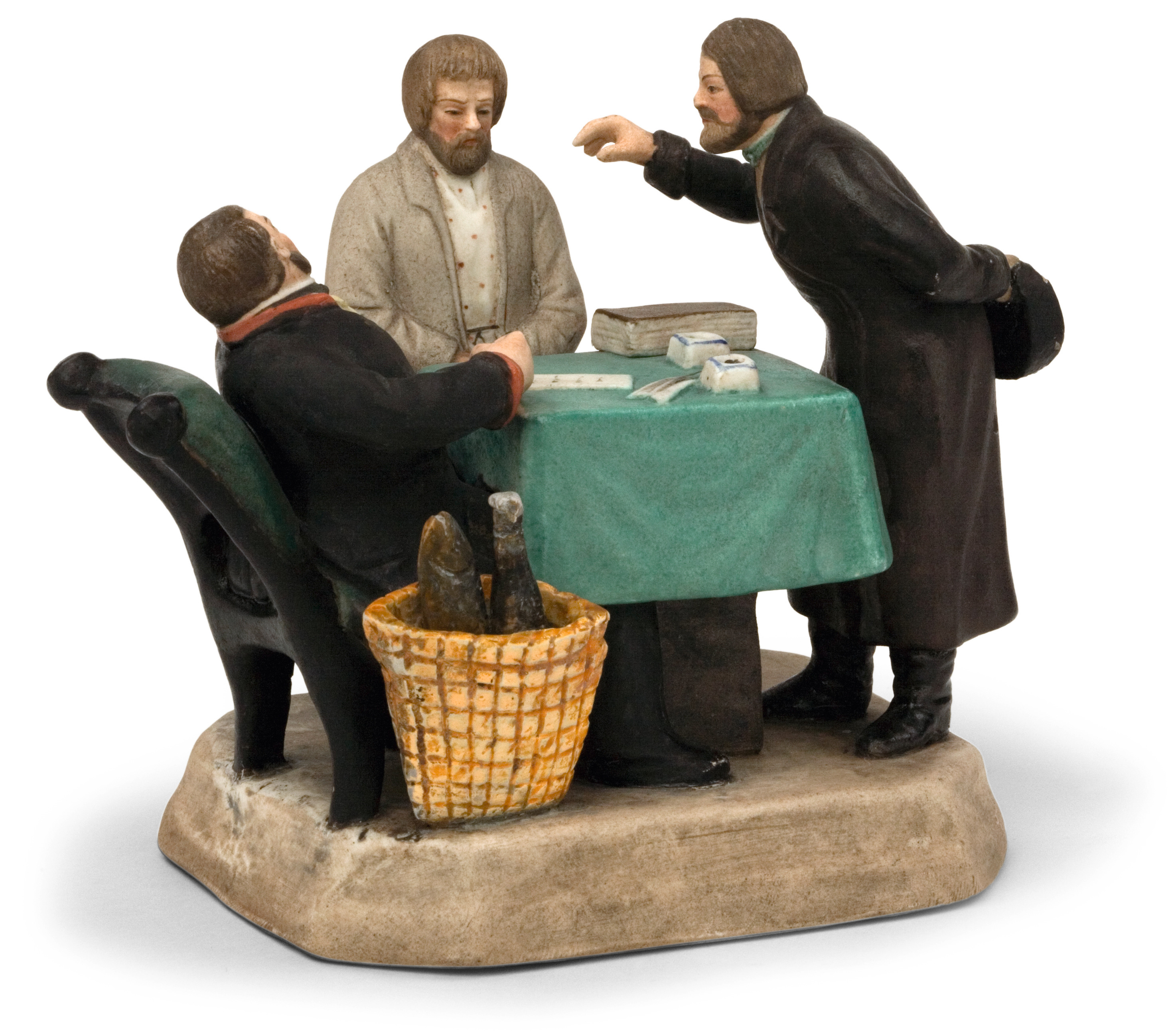 Фабрика гарднеръ в вербилках. Икорница гарднер фарфоровая. Фигура завода. Гарднер фарфор история завода. Завод ф я гарднера.