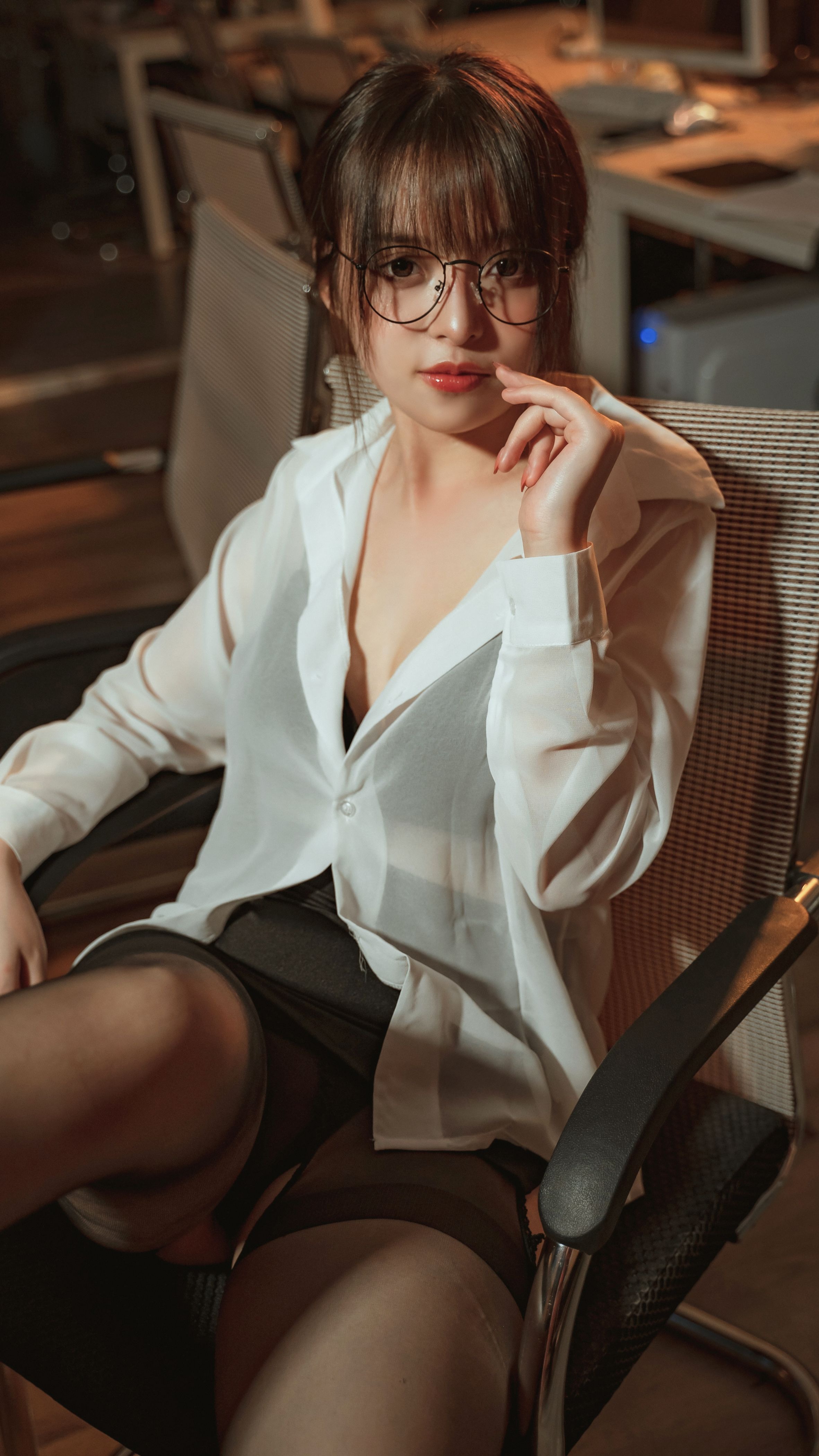 草莓味的奈奈兔 - 办公室OL-欲望教师 [42P+13V] 3