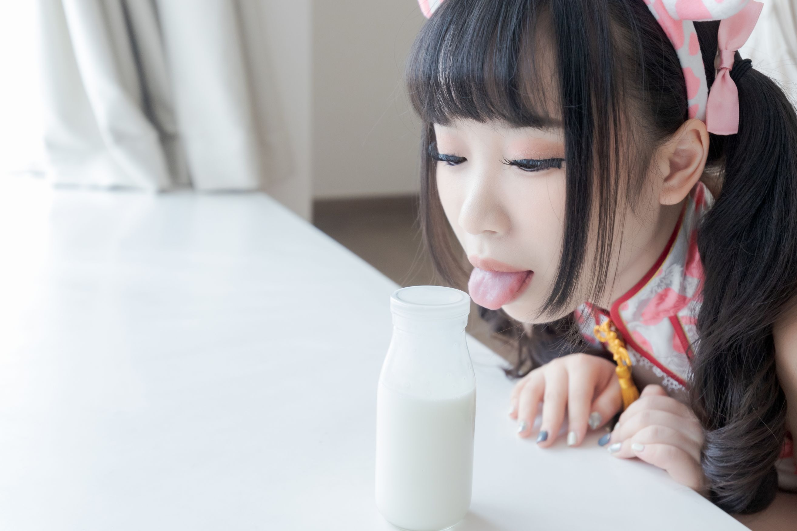 胡桃喵 蜜桃牛乳 78