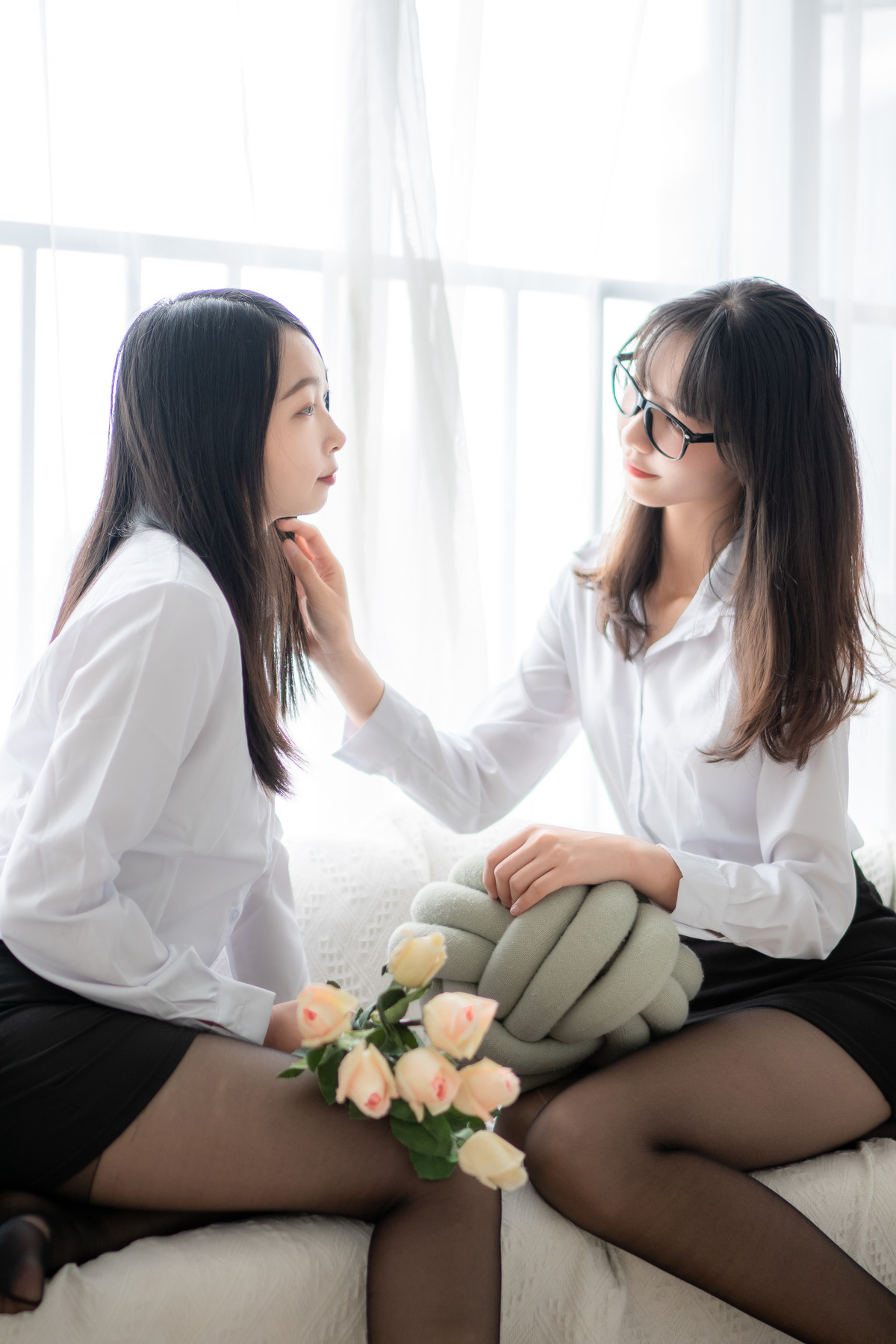 JVID精品 西呱呀呀呀 - 黑絲雙人百合 14