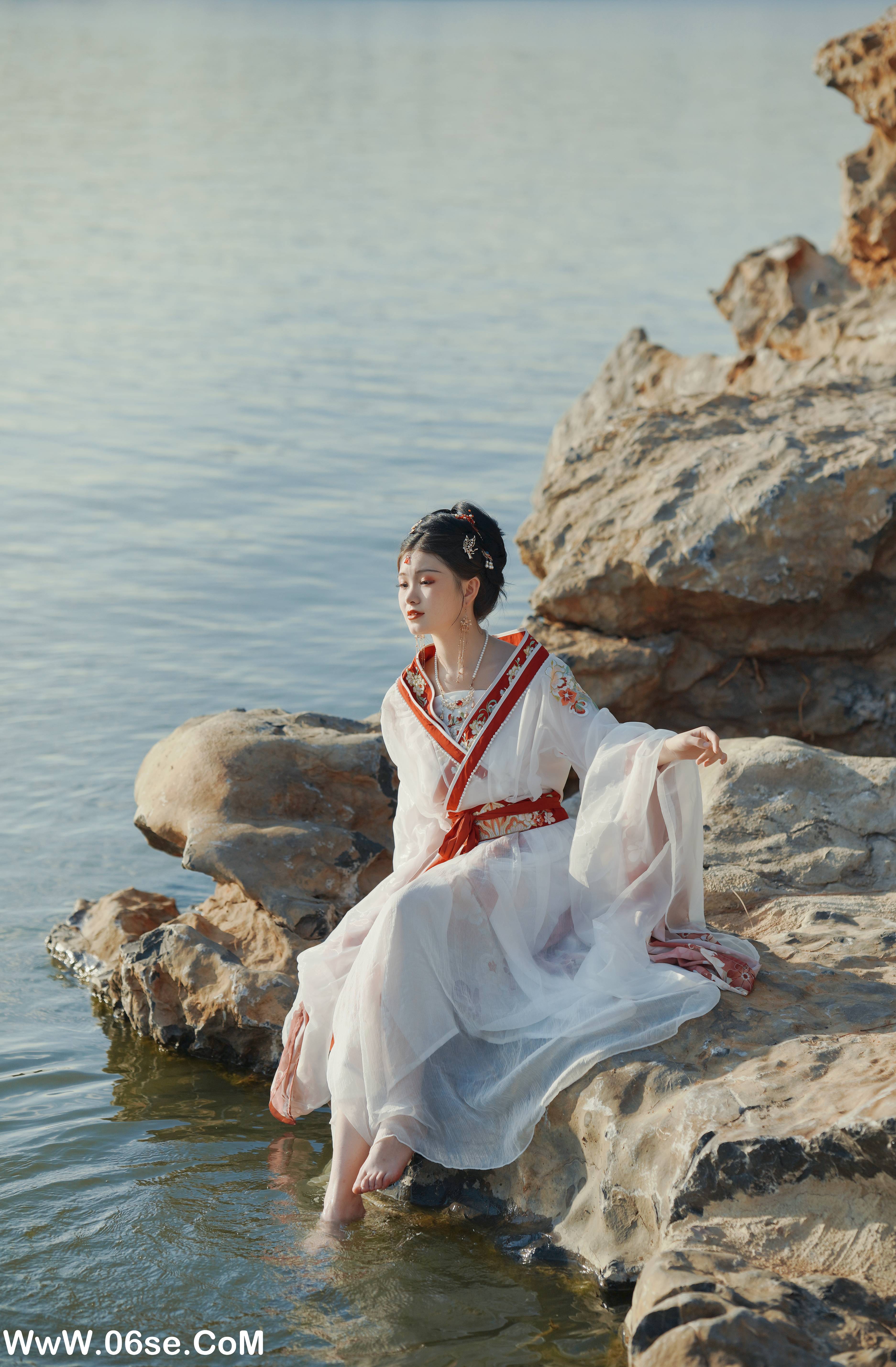 图片[5]-[YITUYU艺图语]2022.08.14 总有人间一两风 悦璃[23+1P／334MB]-六色网