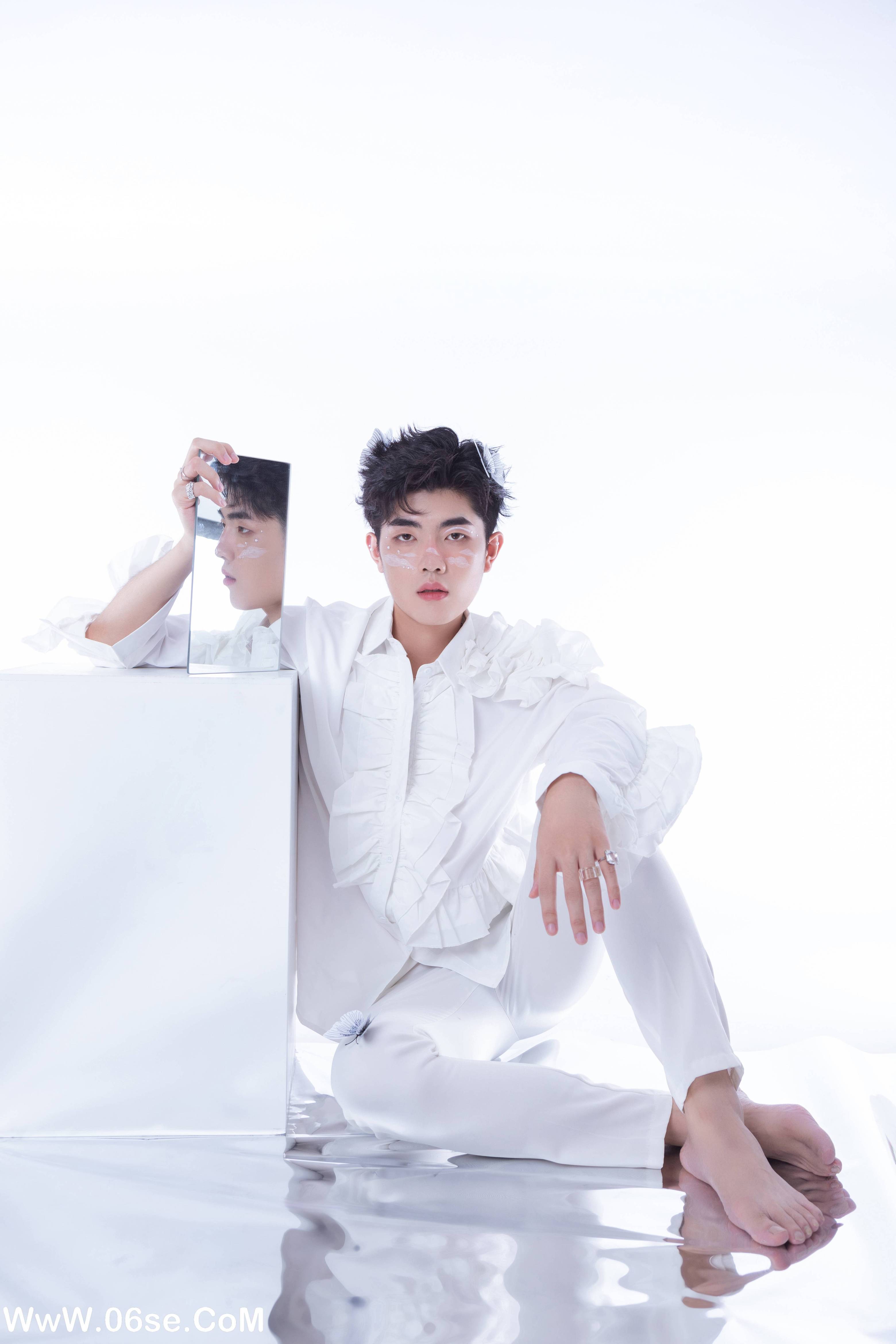 图片[5]-[YITUYU艺图语]2022.07.09 白色蝴蝶 陈川儿Andrew[22+1P／171MB]-六色网