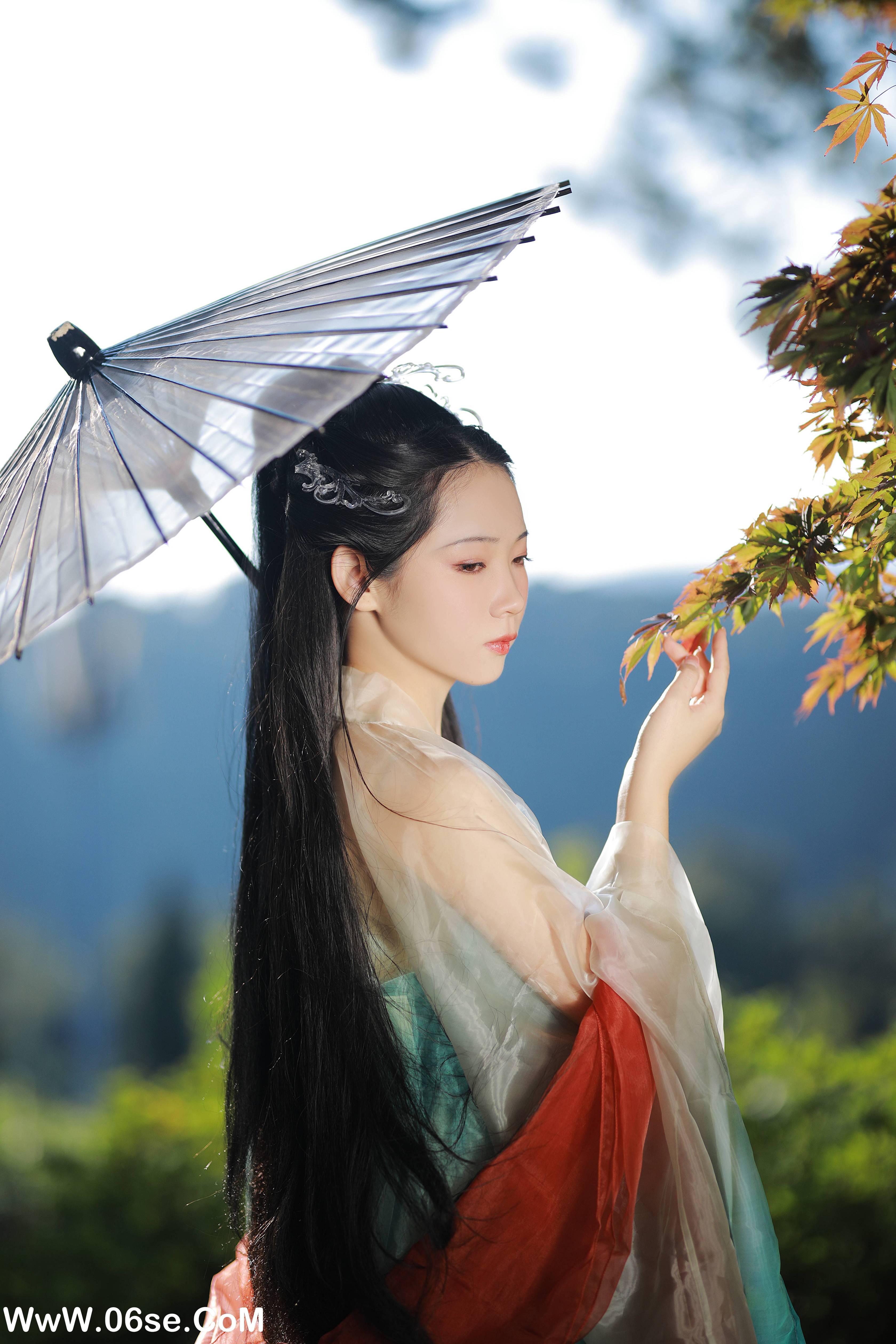 图片[32]-[YITUYU艺图语]2022.12.04 休言万事转头空 落花人独立[33+1P／708MB]-六色网