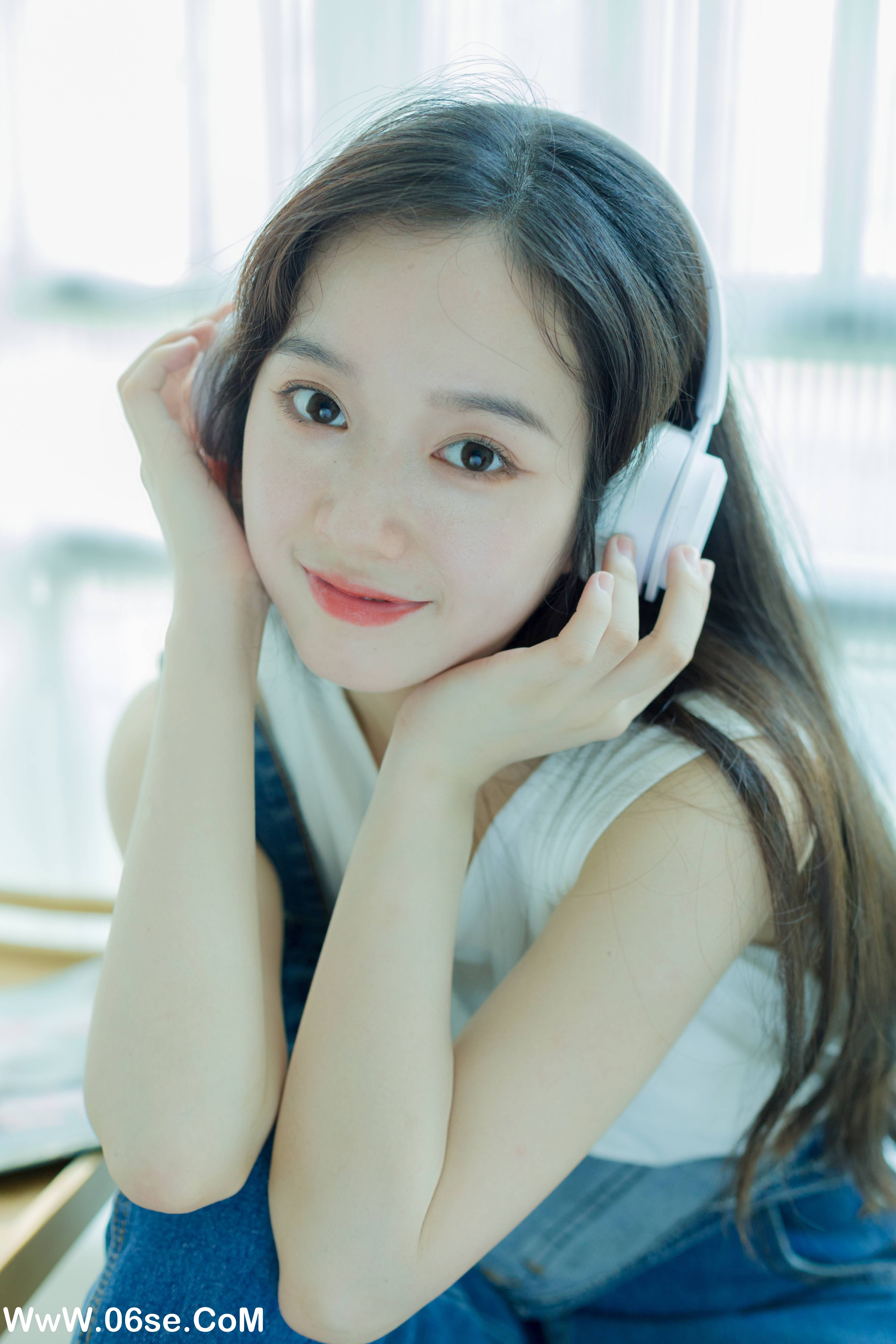 图片[3]-[YITUYU艺图语]2022.09.26 诗里的海 戈曼妮Nini[34+1P／252MB]-六色网