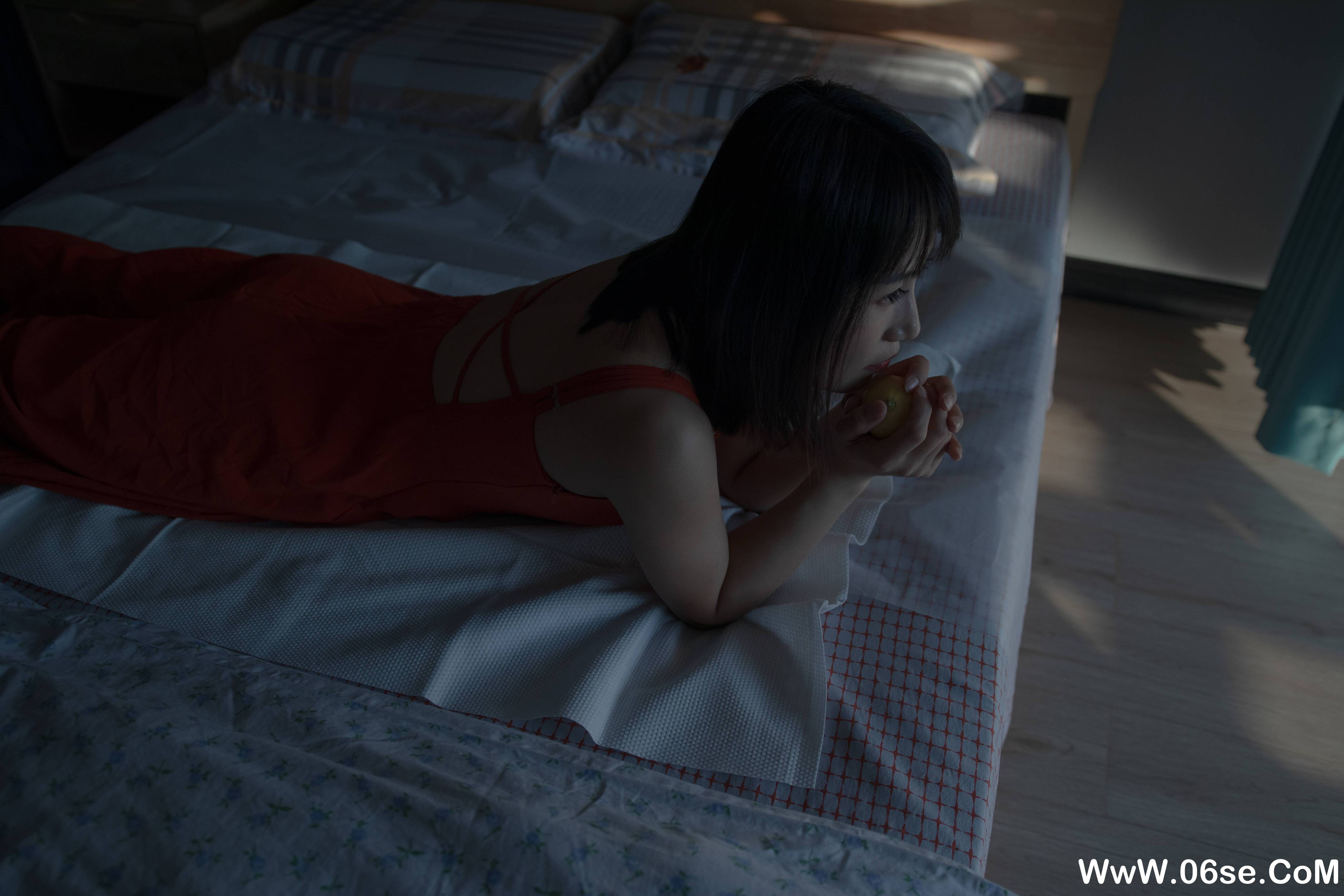 图片[23]-[YITUYU艺图语]2021.04.05 孤单边缘 嫣然[26+1P／250MB]-六色网