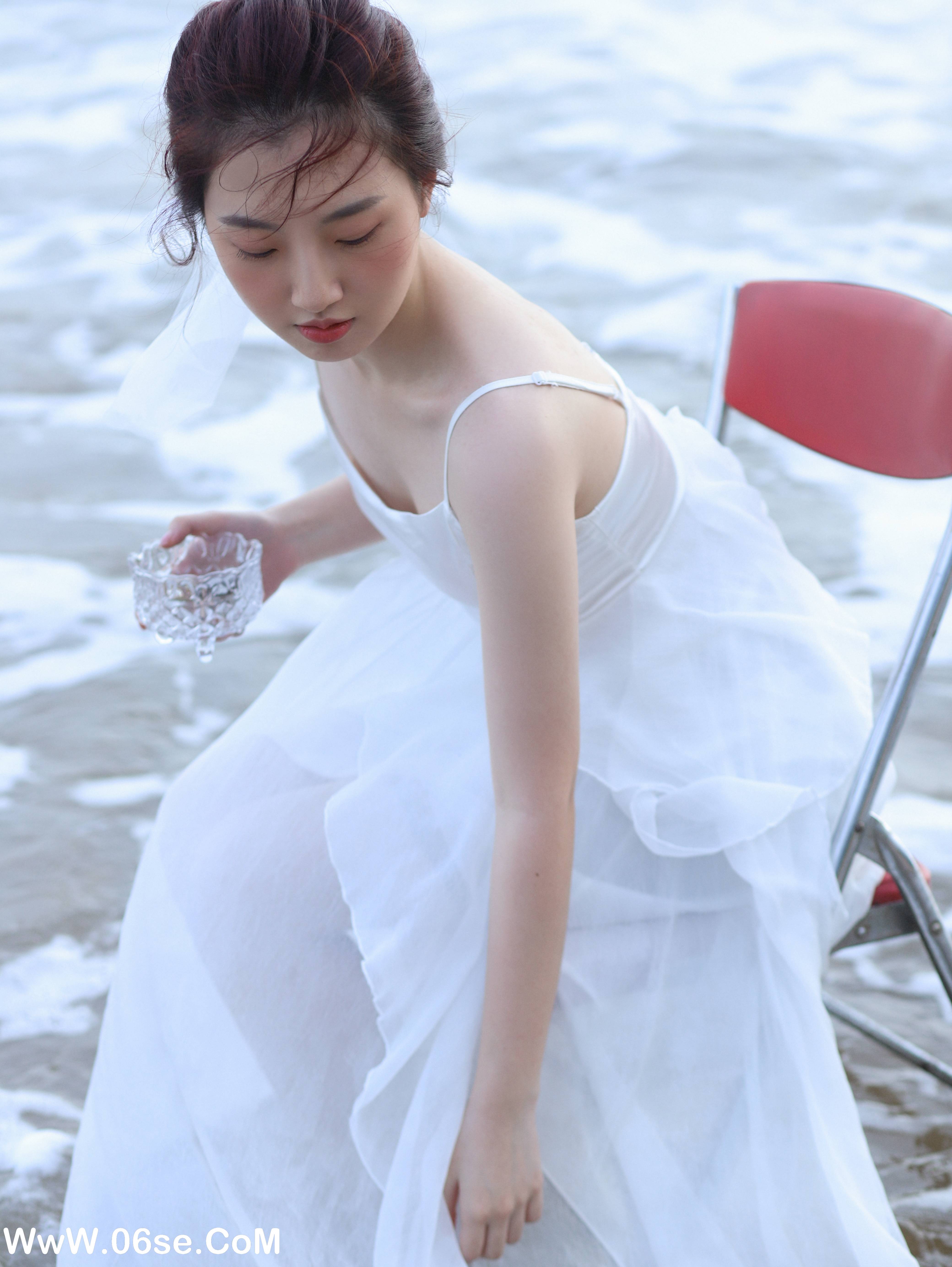 图片[20]-[YITUYU艺图语]2022.10.16 吹海边的风 盛盛[26+1P／238MB]-六色网