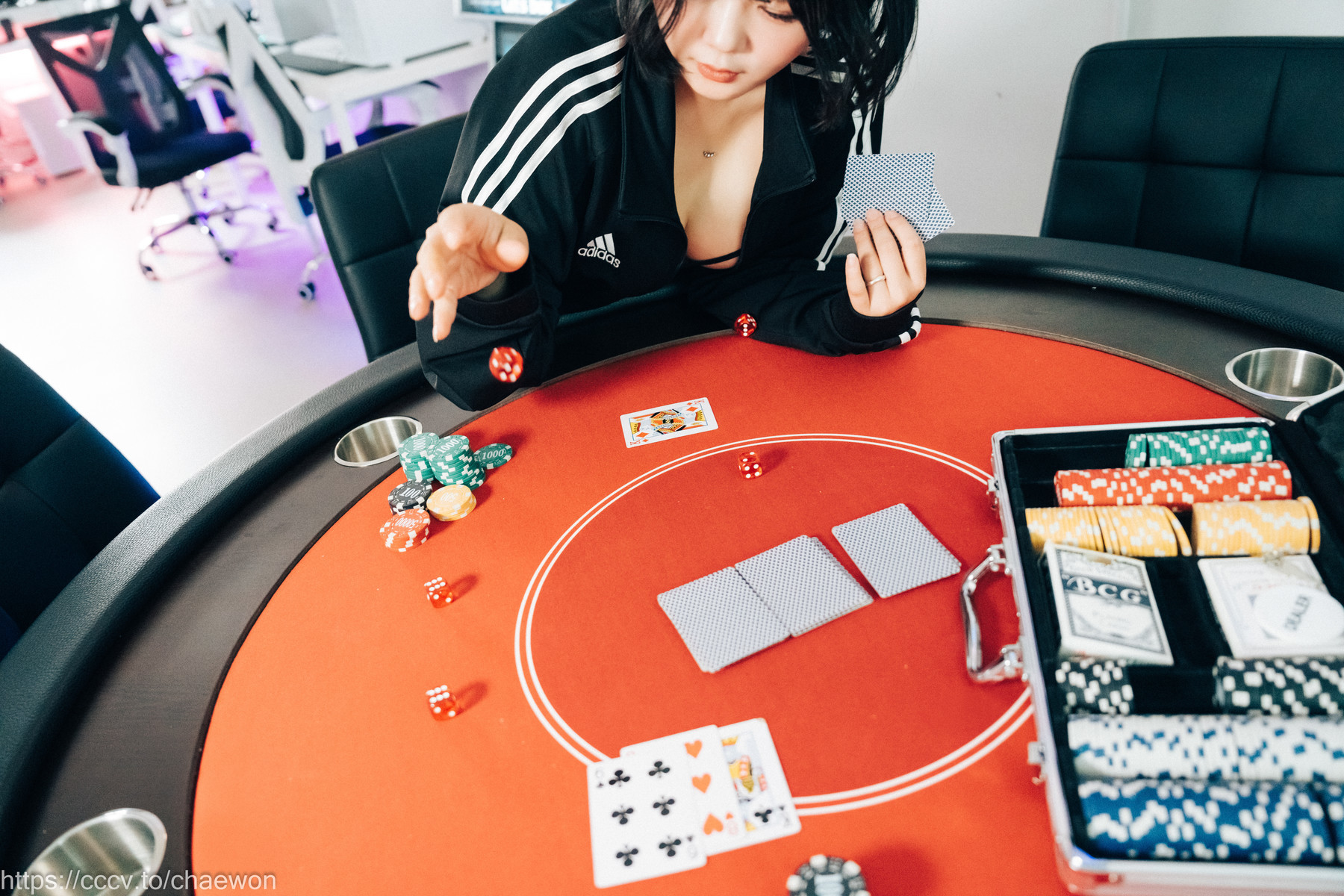ZIA.Kwon 권지아, [Loozy] PC Room With SP Set.01 7