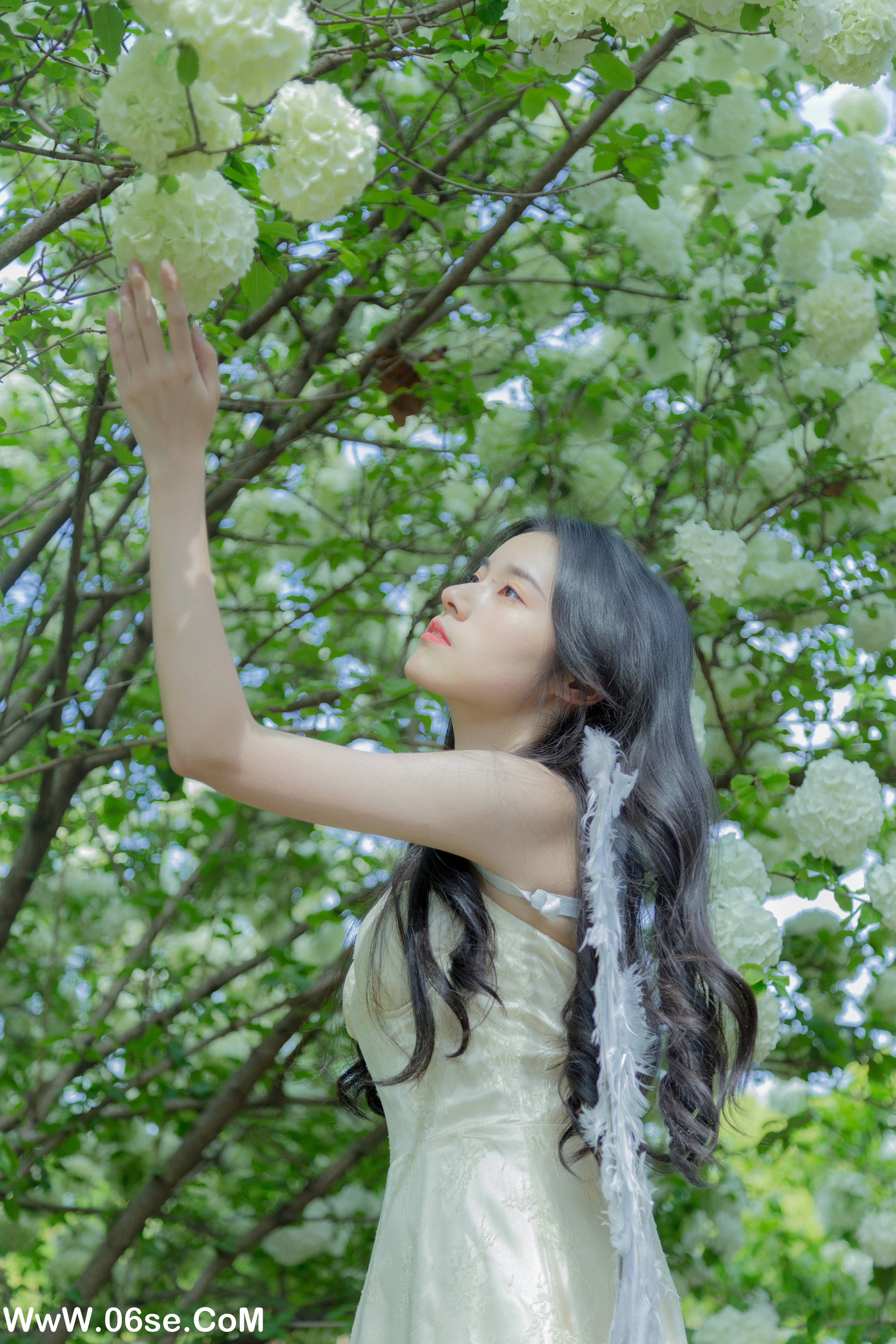 图片[22]-[YITUYU艺图语]2022.07.18 轻轻 静鏡婧[35+1P／332MB]-六色网