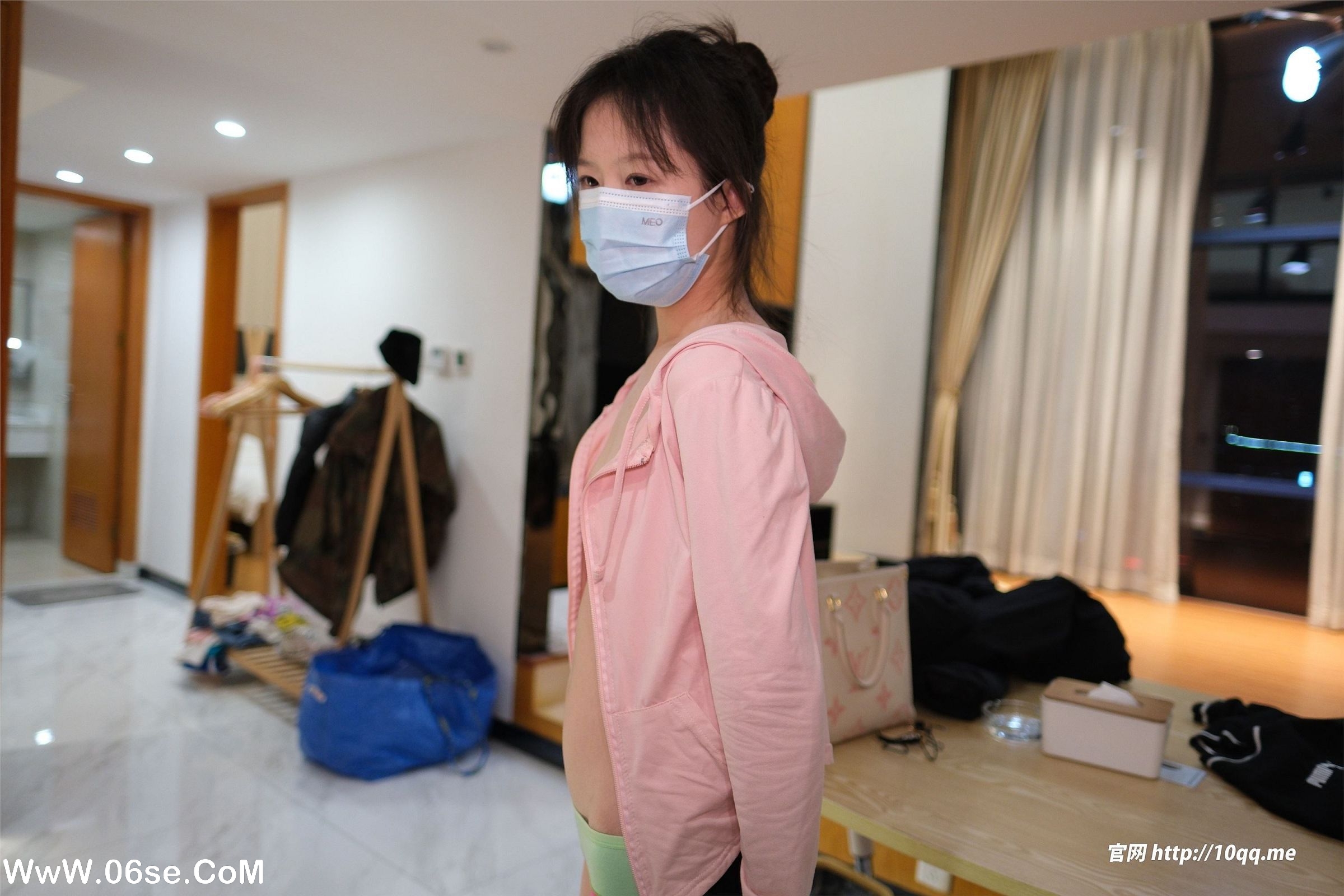 图片[23]-[ROSI写真]口罩系列 2024.02.06 NO.2795-六色网