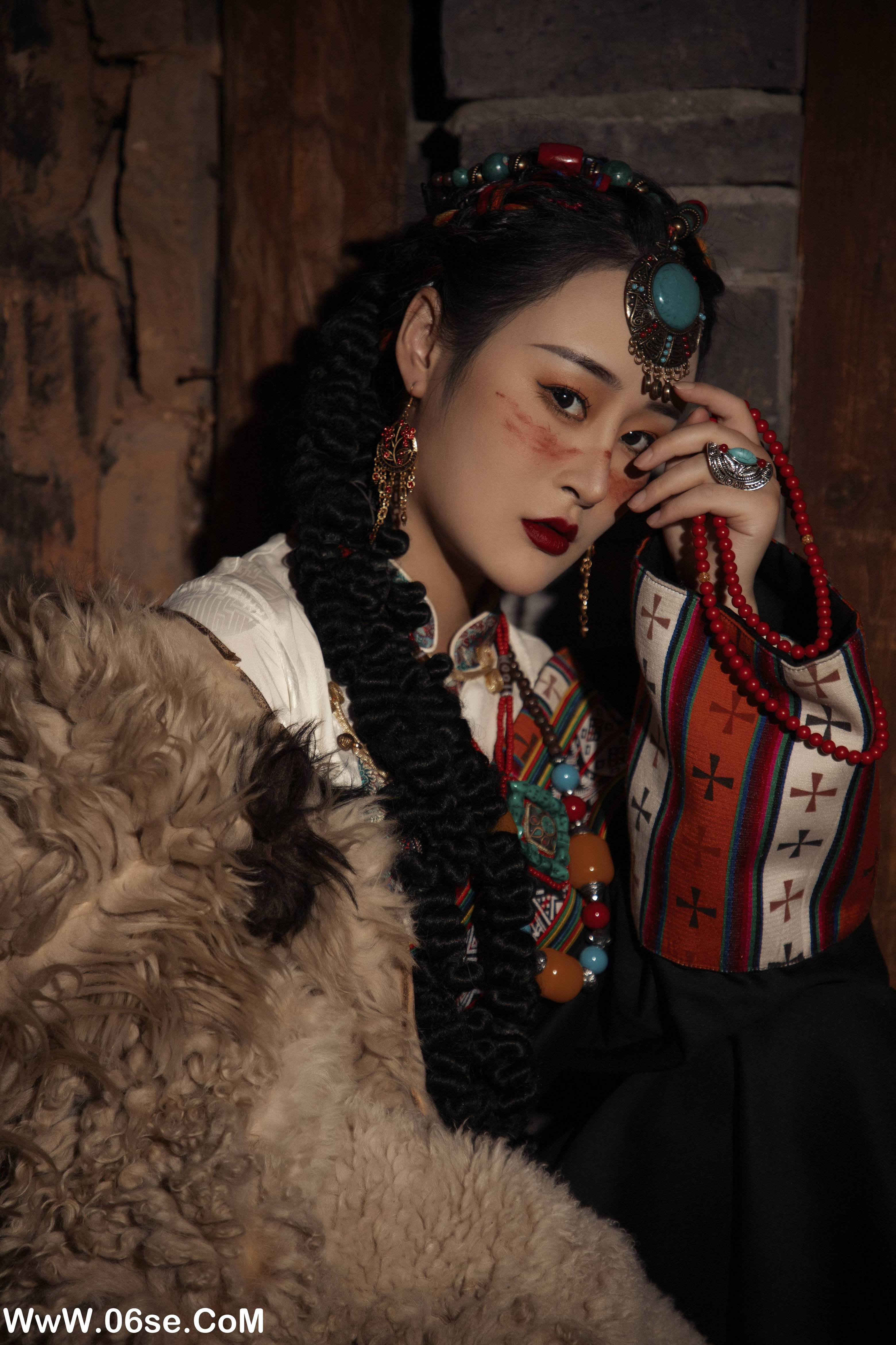 图片[21]-[YITUYU艺图语]2022.10.31 藏服 琳琳[25+1P／493MB]-六色网