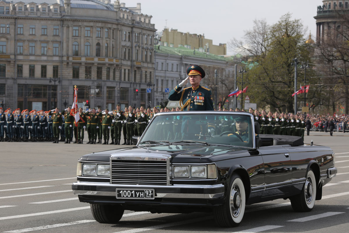 Парад победы 2023 в москве. Парад СПБ. Вка Можайского на параде дня Победы. Парад 9 мая в Санкт-Петербурге фото. Парад в Москве 1997 25 летие.