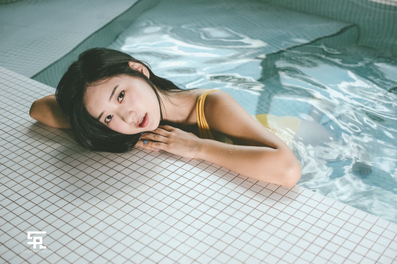 Zenny - at Snow Hotel[56P4V] 40