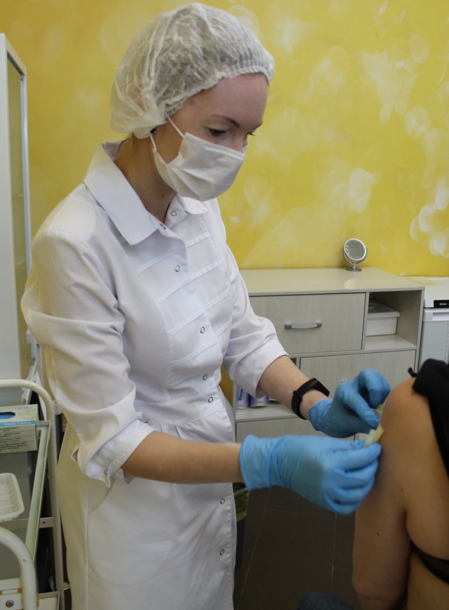 125 человек получили пряники за вакцинацию против СOVID-19 в Хабаровске